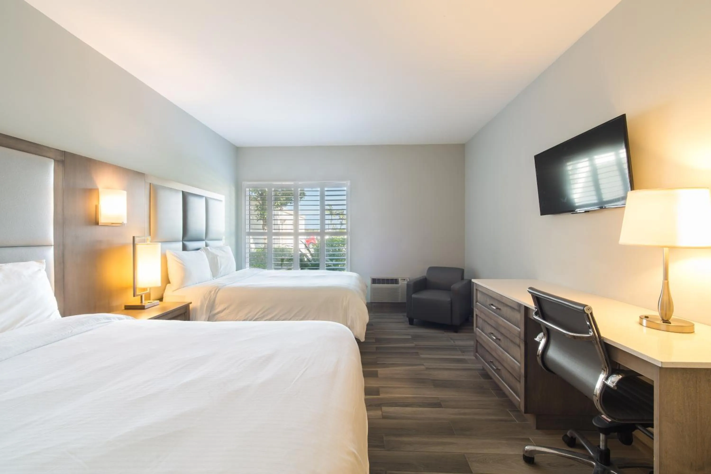 TV and multimedia, Bed in Hotel La Vista Azul