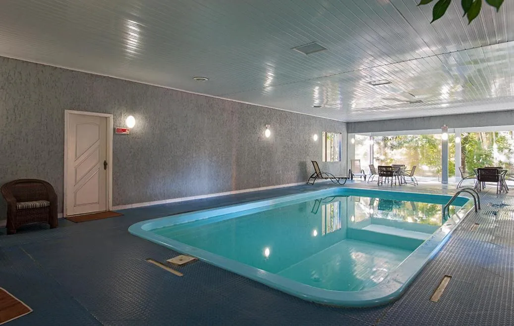 Swimming pool in Hotel Galo Vermelho