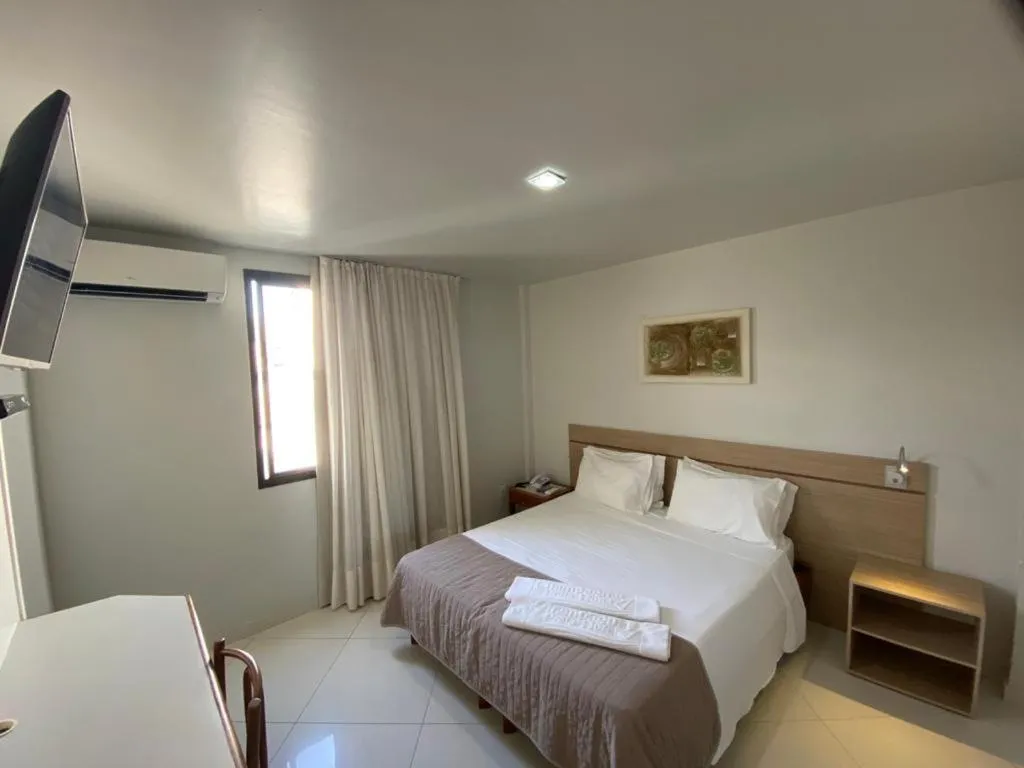 Bedroom, Bed in Champagnat Praia Hotel