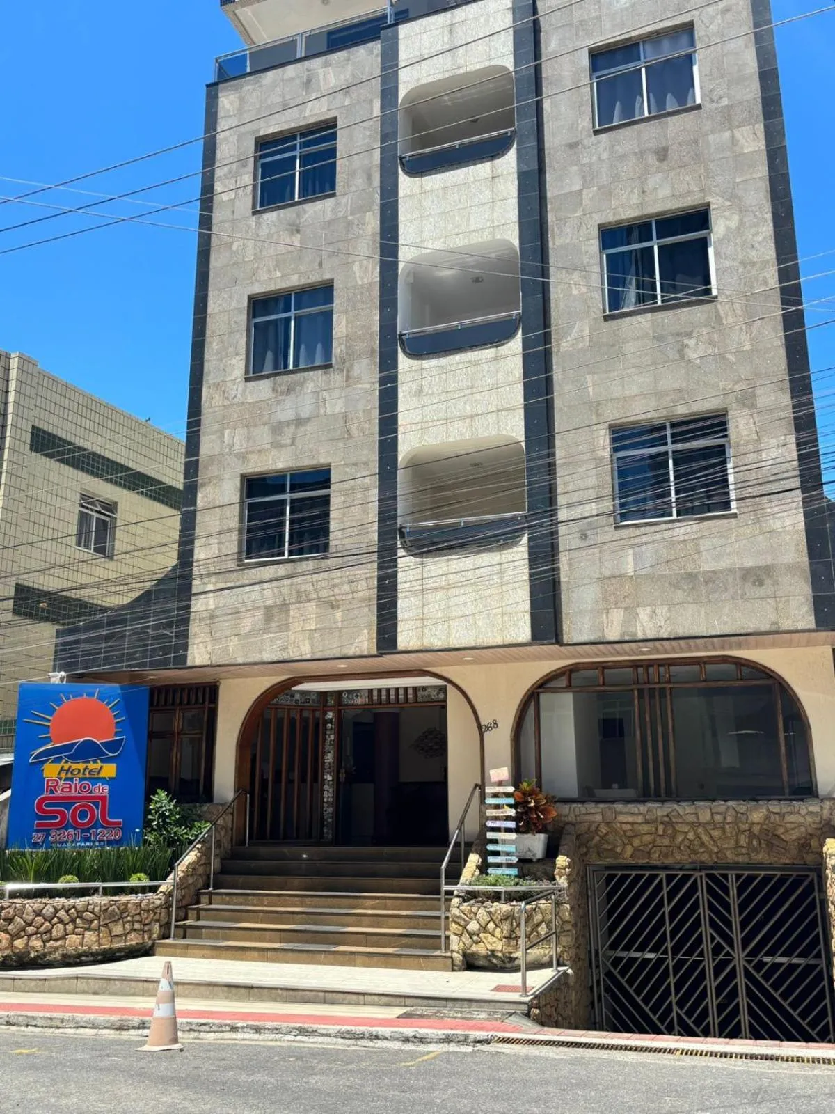 Property building in Hotel Raio de Sol