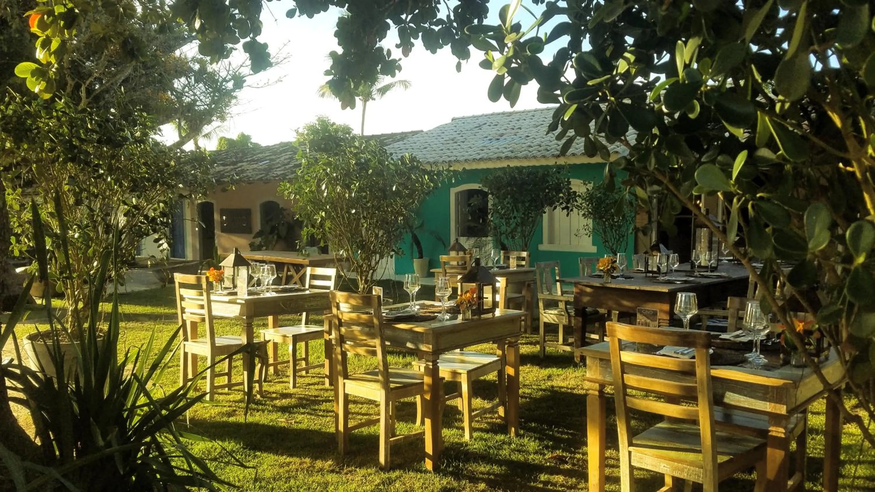 Restaurant/places to eat in Pousada Jardim Das Margaridas
