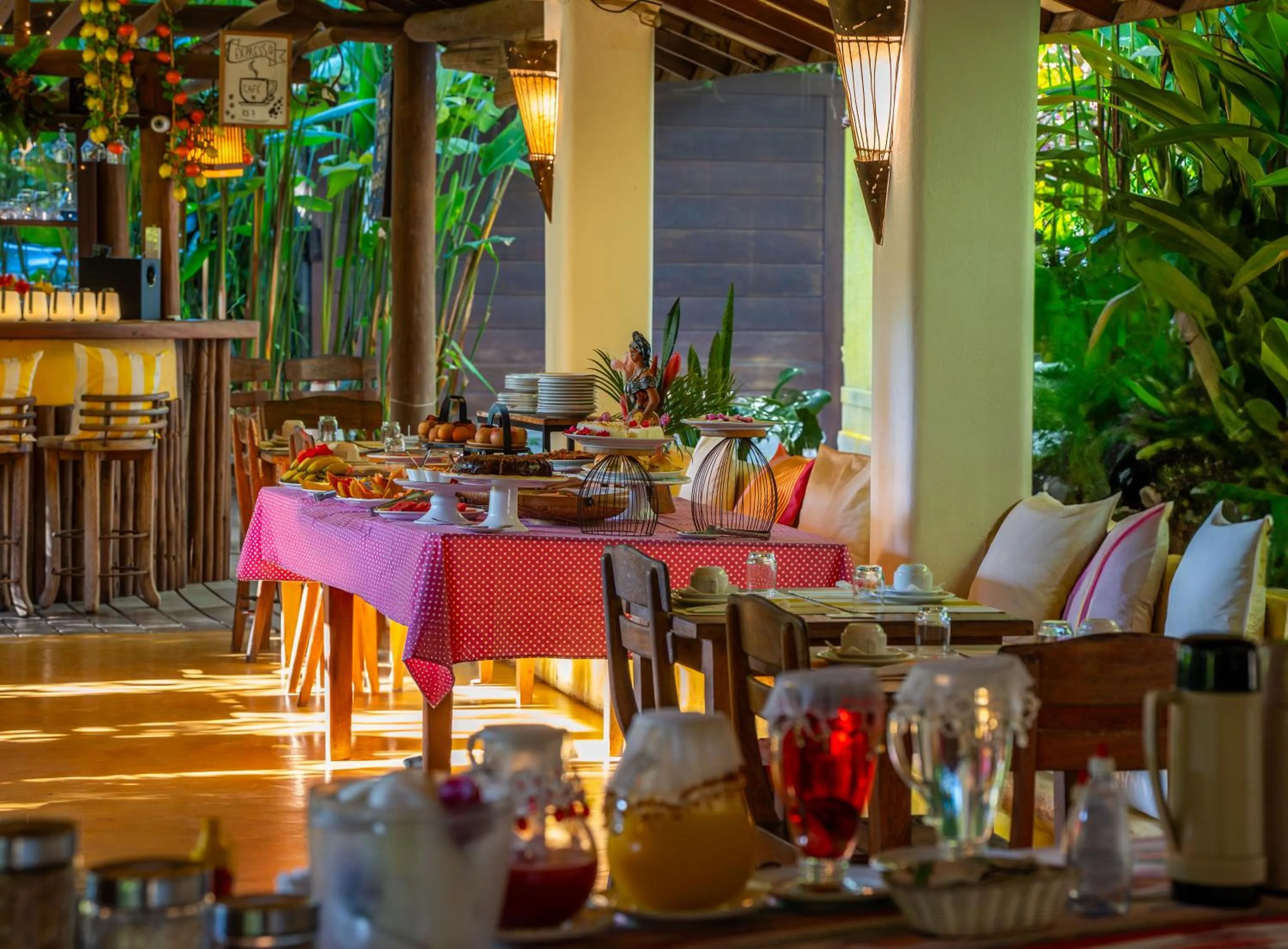 Buffet breakfast in Pousada Jardim Das Margaridas