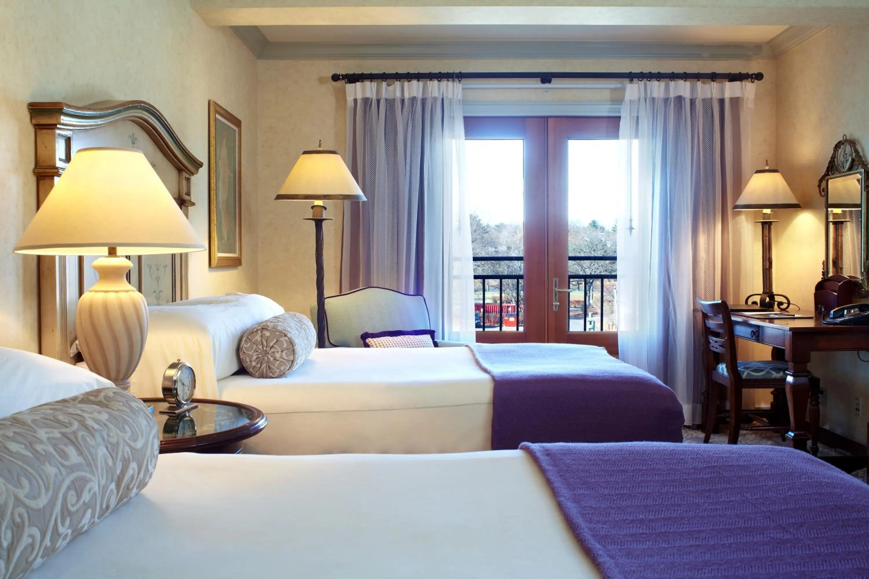 Bedroom, Bed in Delamar Greenwich Harbor