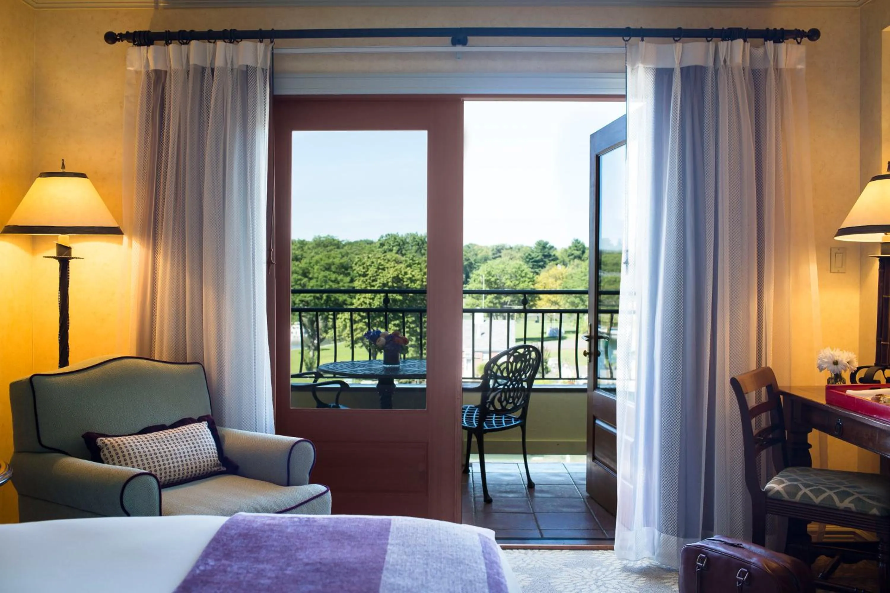 View (from property/room), Bed in Delamar Greenwich Harbor