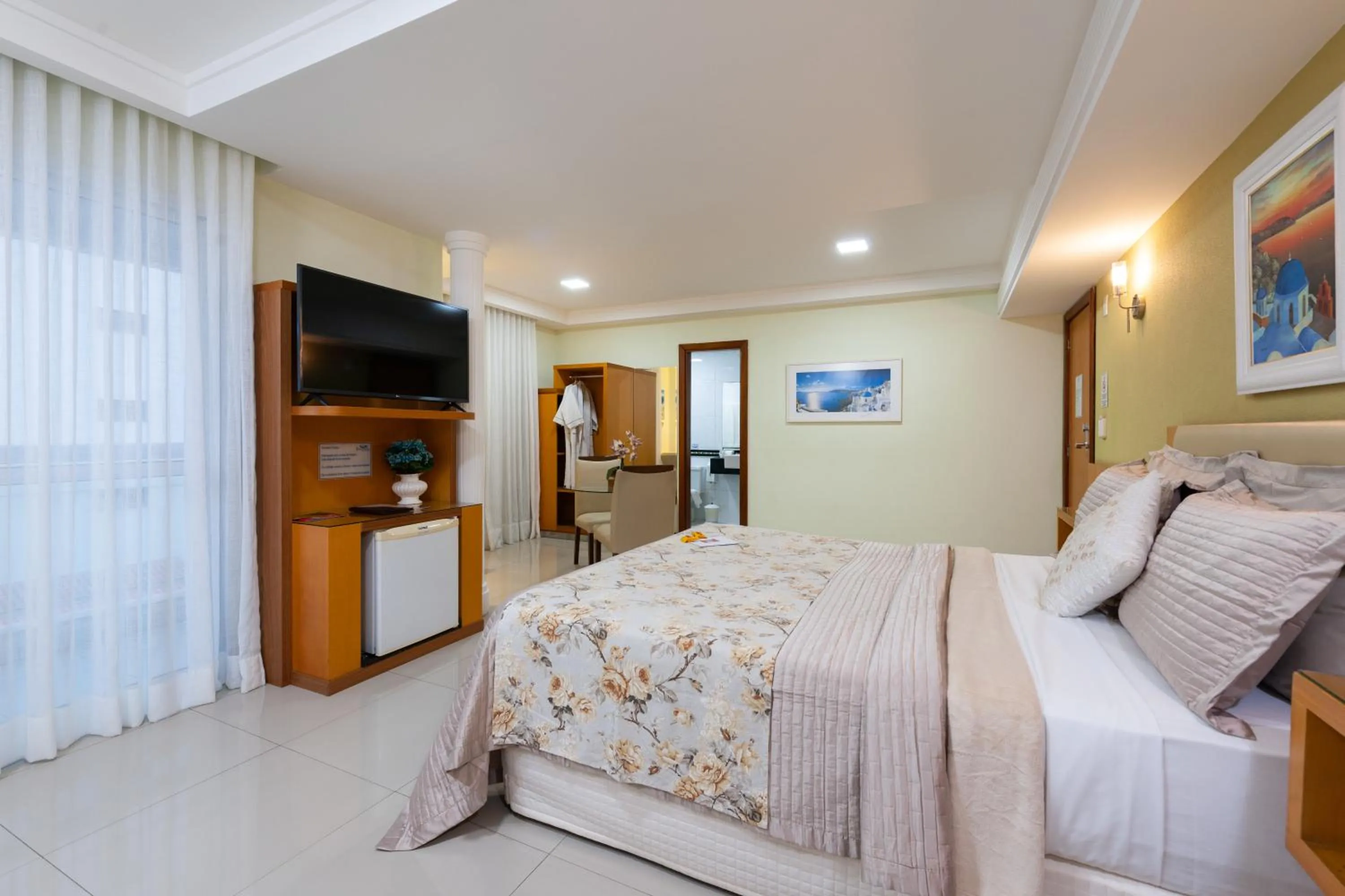 Bedroom, Bed in Hotel Santorini