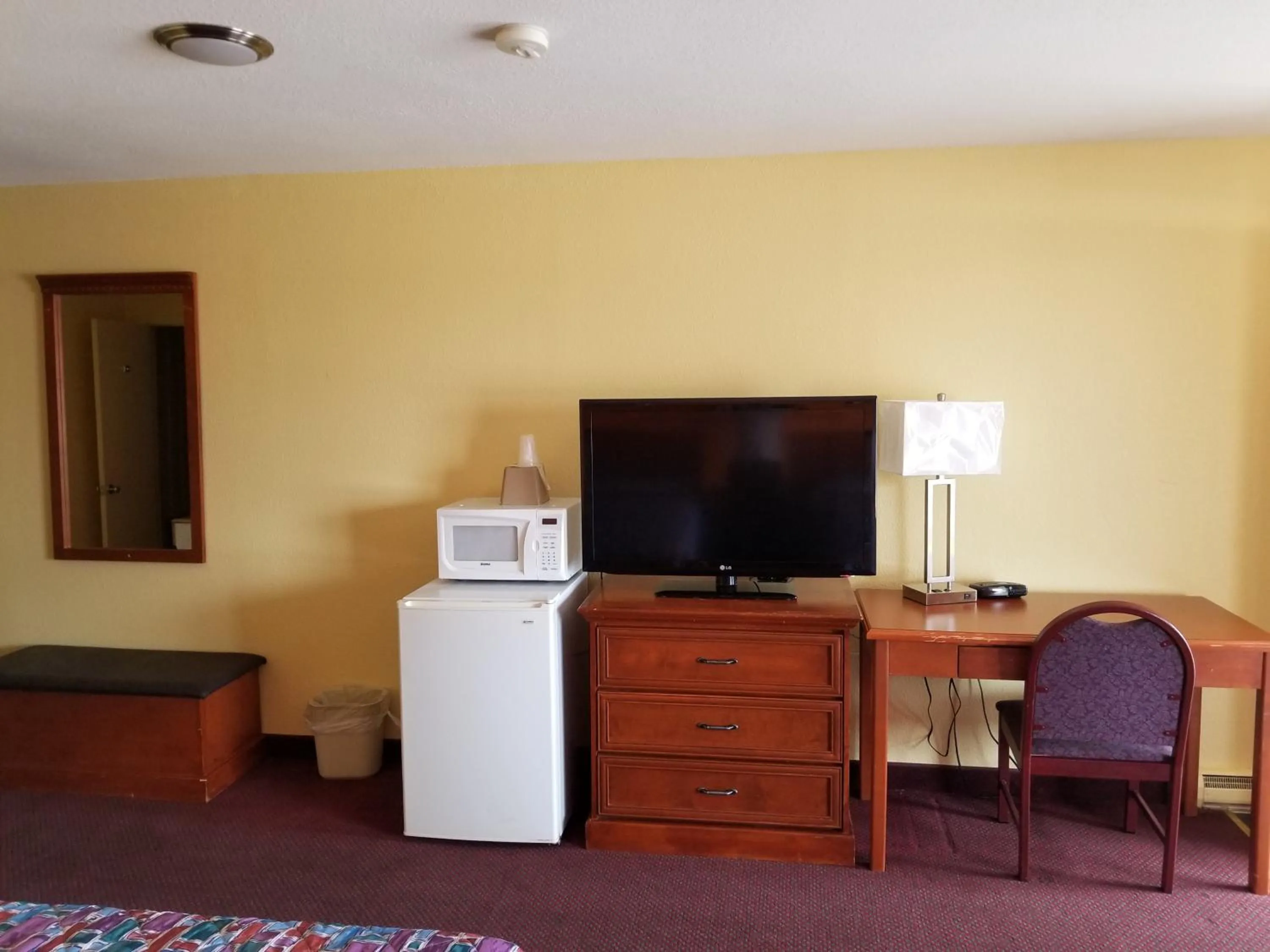 TV and multimedia in Eldon Inn