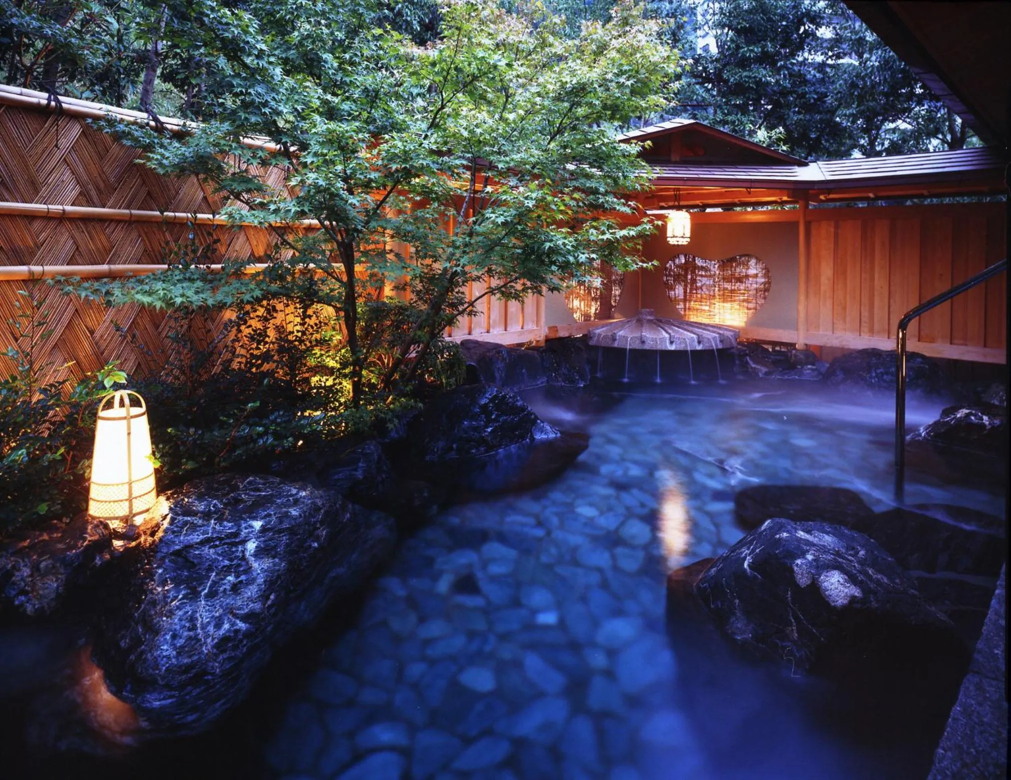 Hot Spring Bath in Seizan Yamato