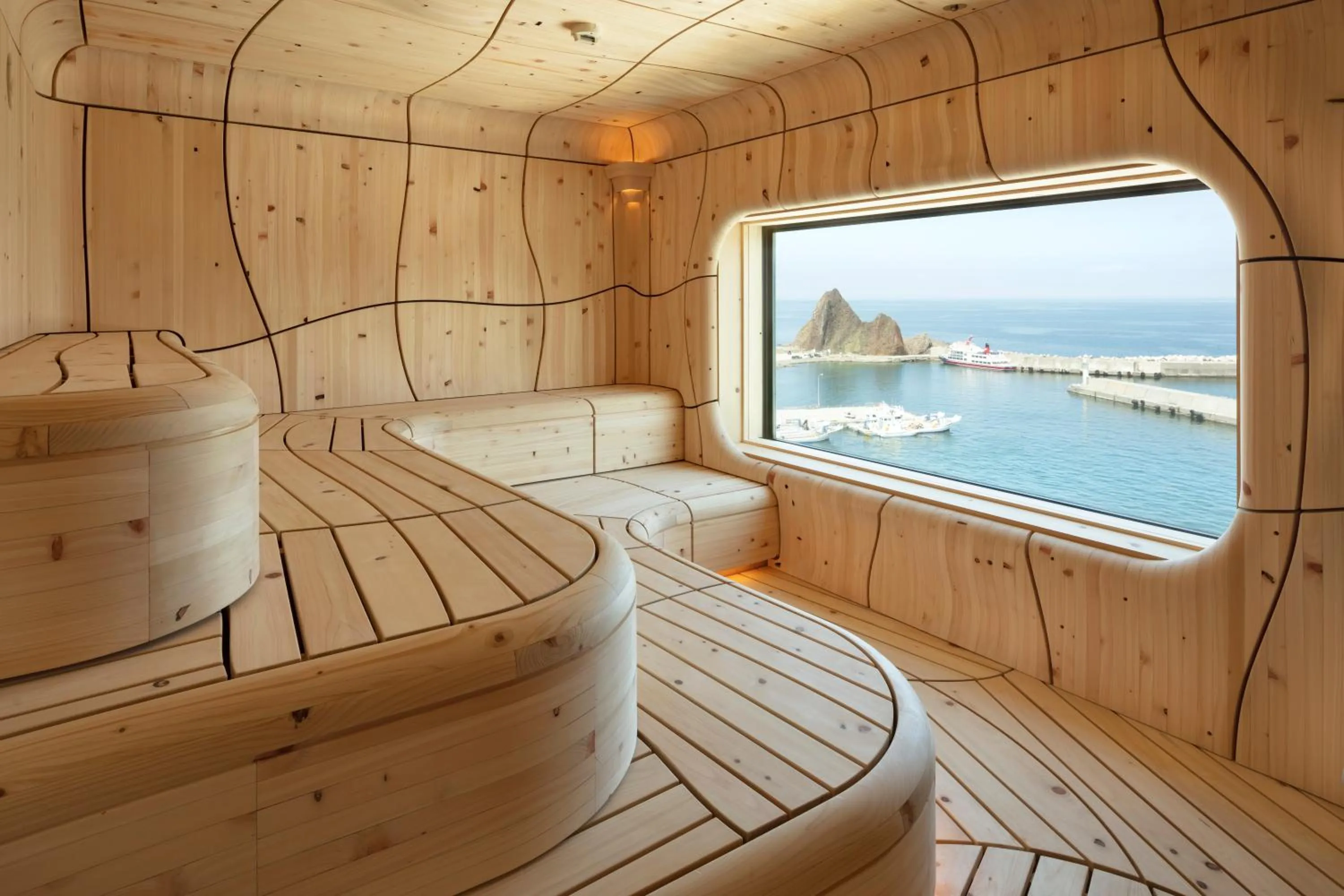 Kitakobushi Shiretoko Hotel & Resort