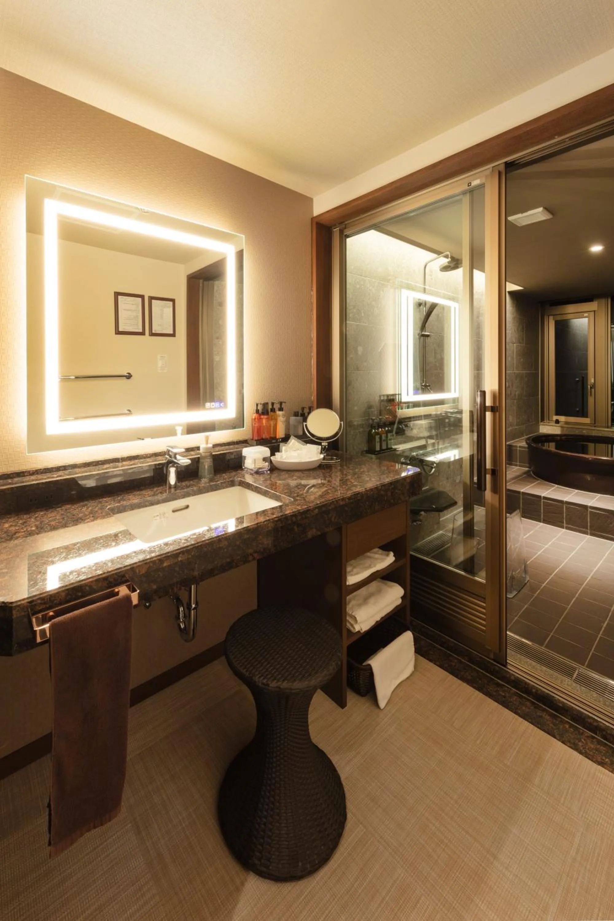 Bathroom, Bed in Kitakobushi Shiretoko Hotel & Resort