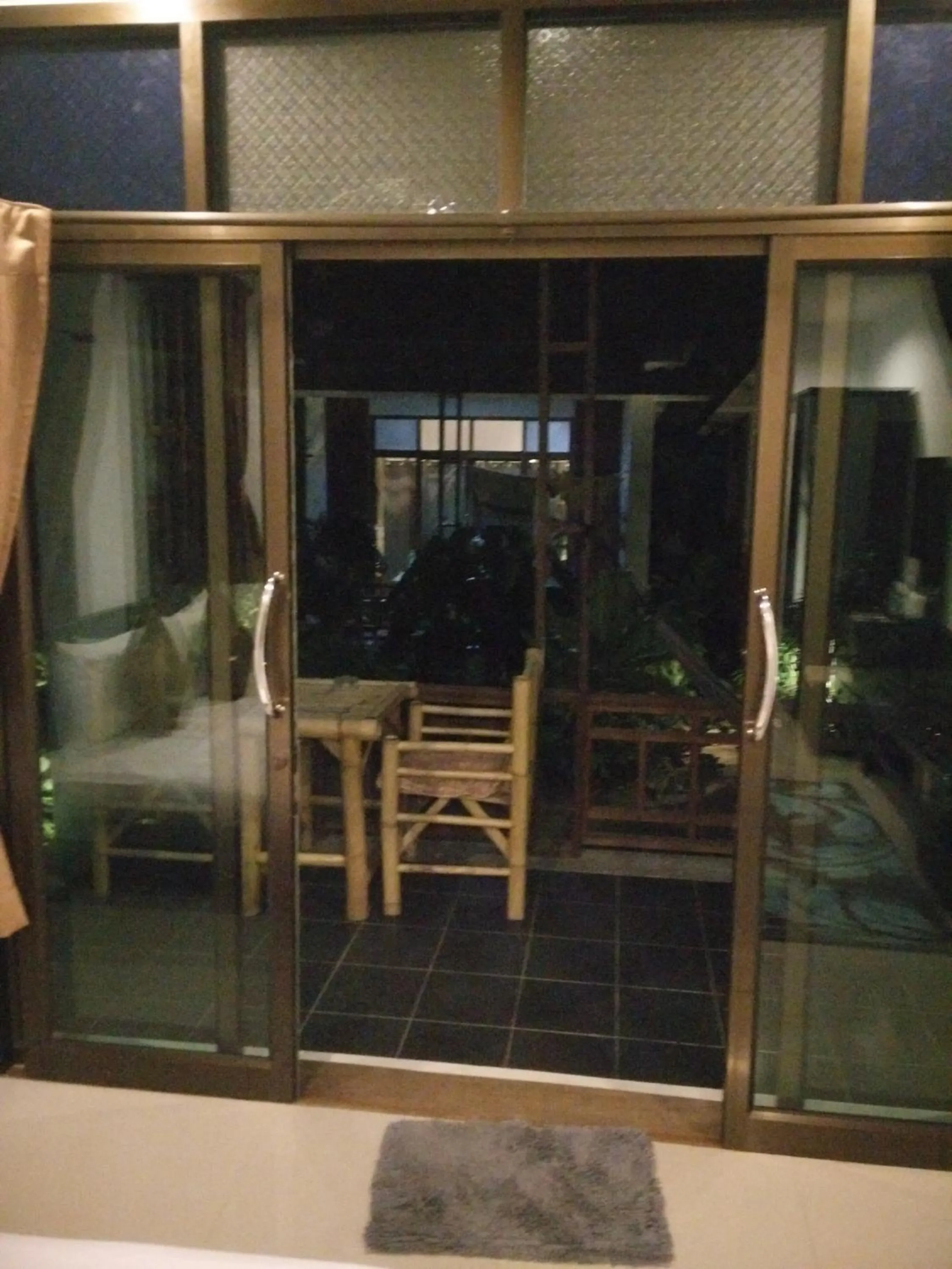 Facade/entrance in Benjamin's Hut