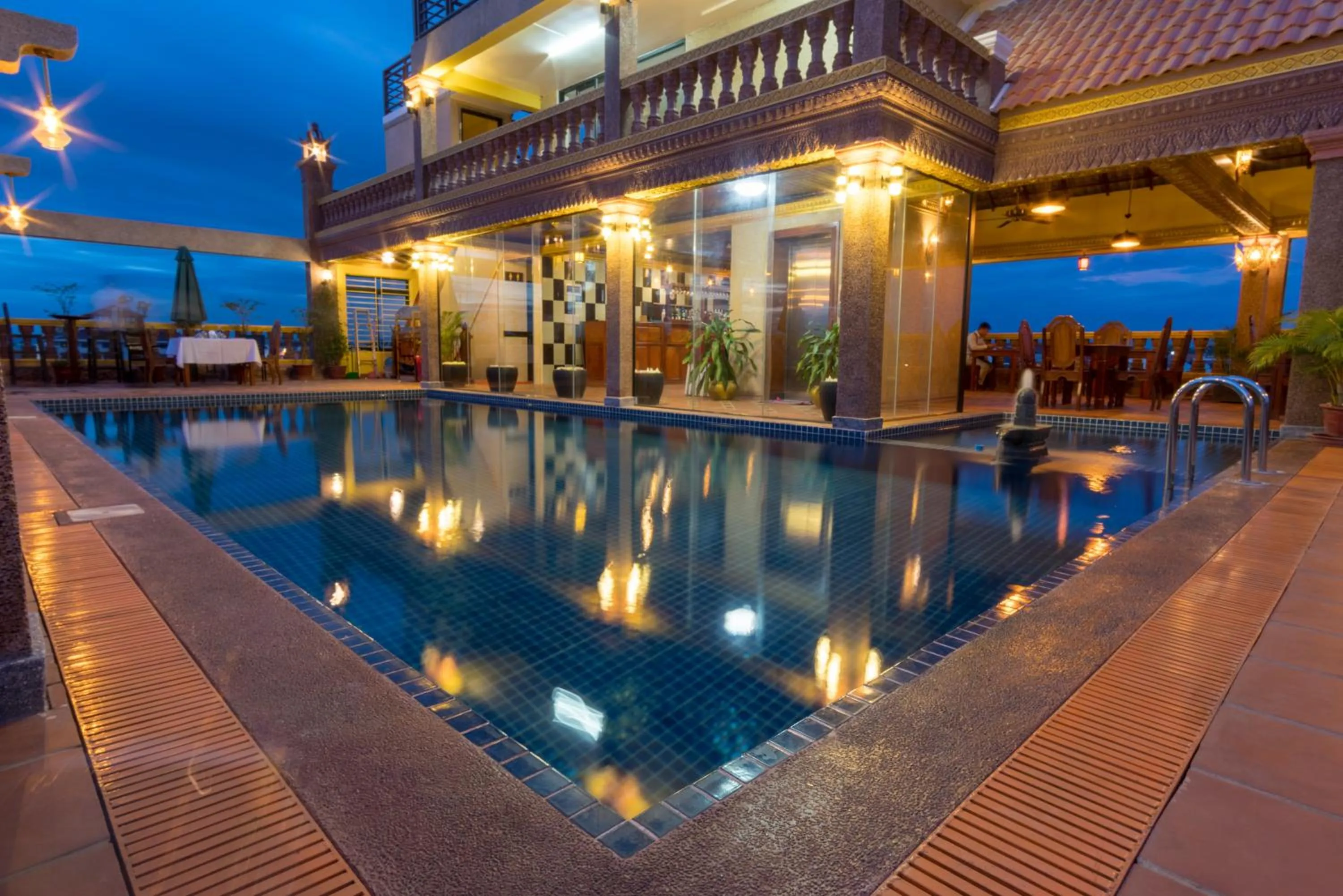 Swimming pool in Hello Cambodia Boutique