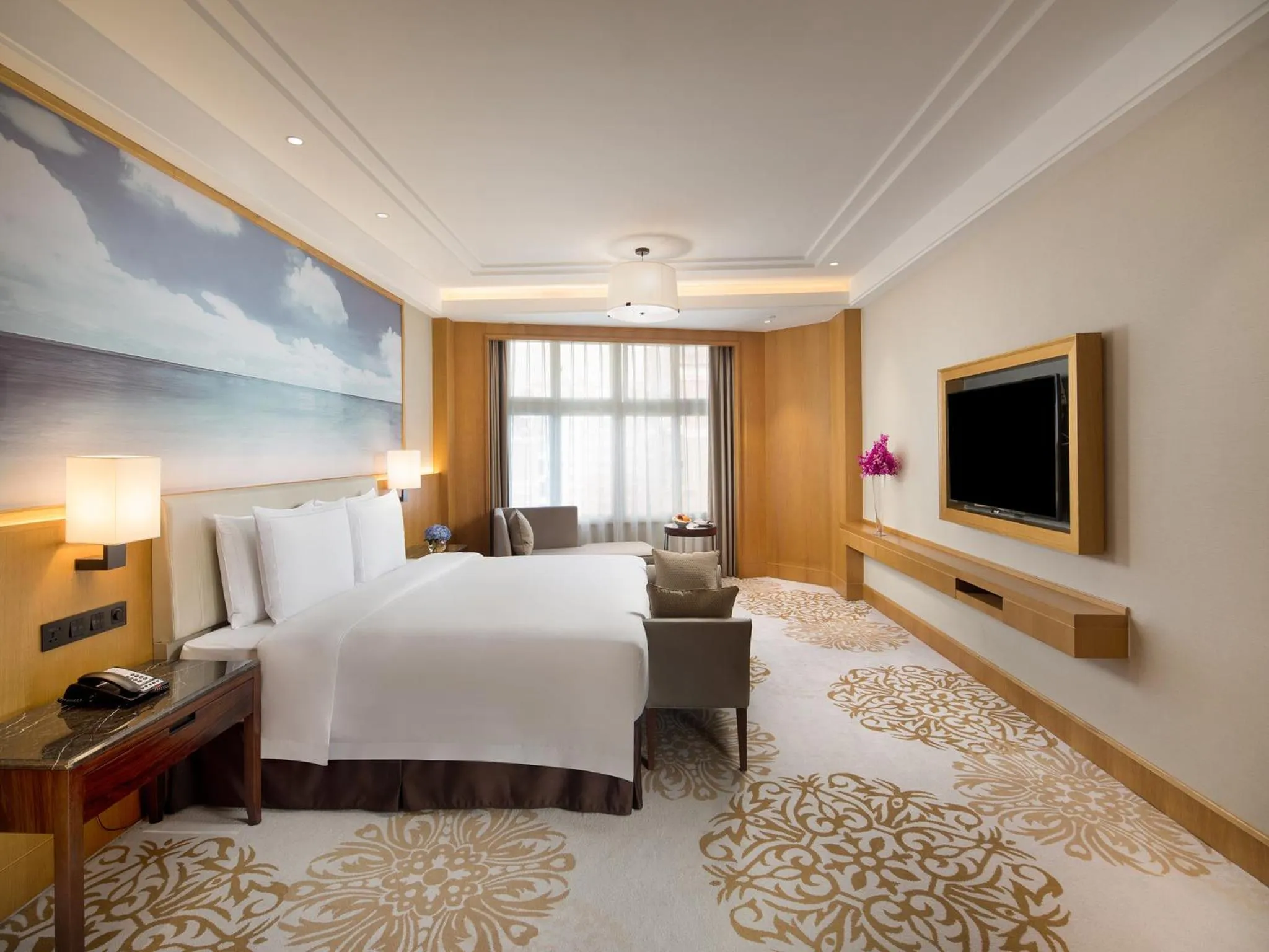 Bed in Xiamen C&D Hotel