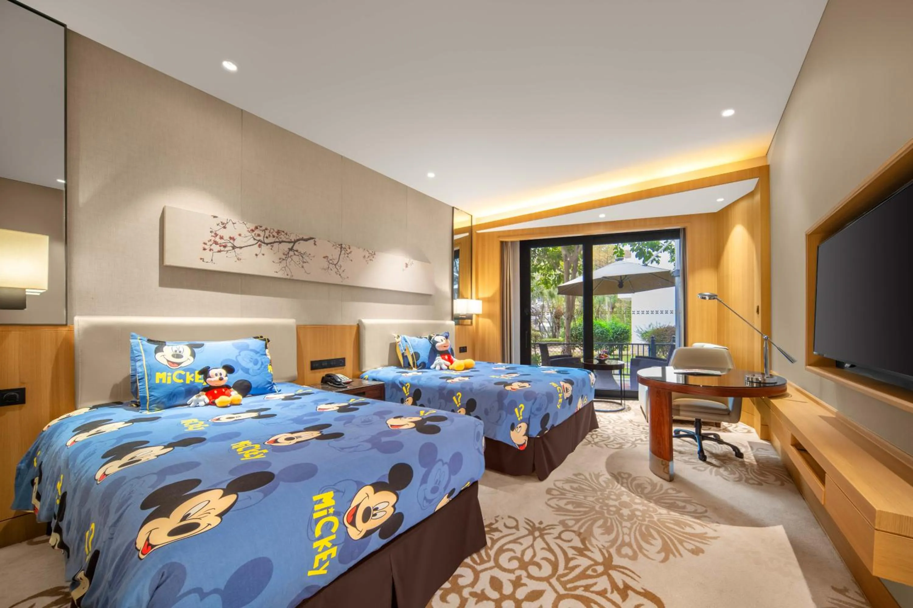 Property building, Bed in Xiamen C&D Hotel