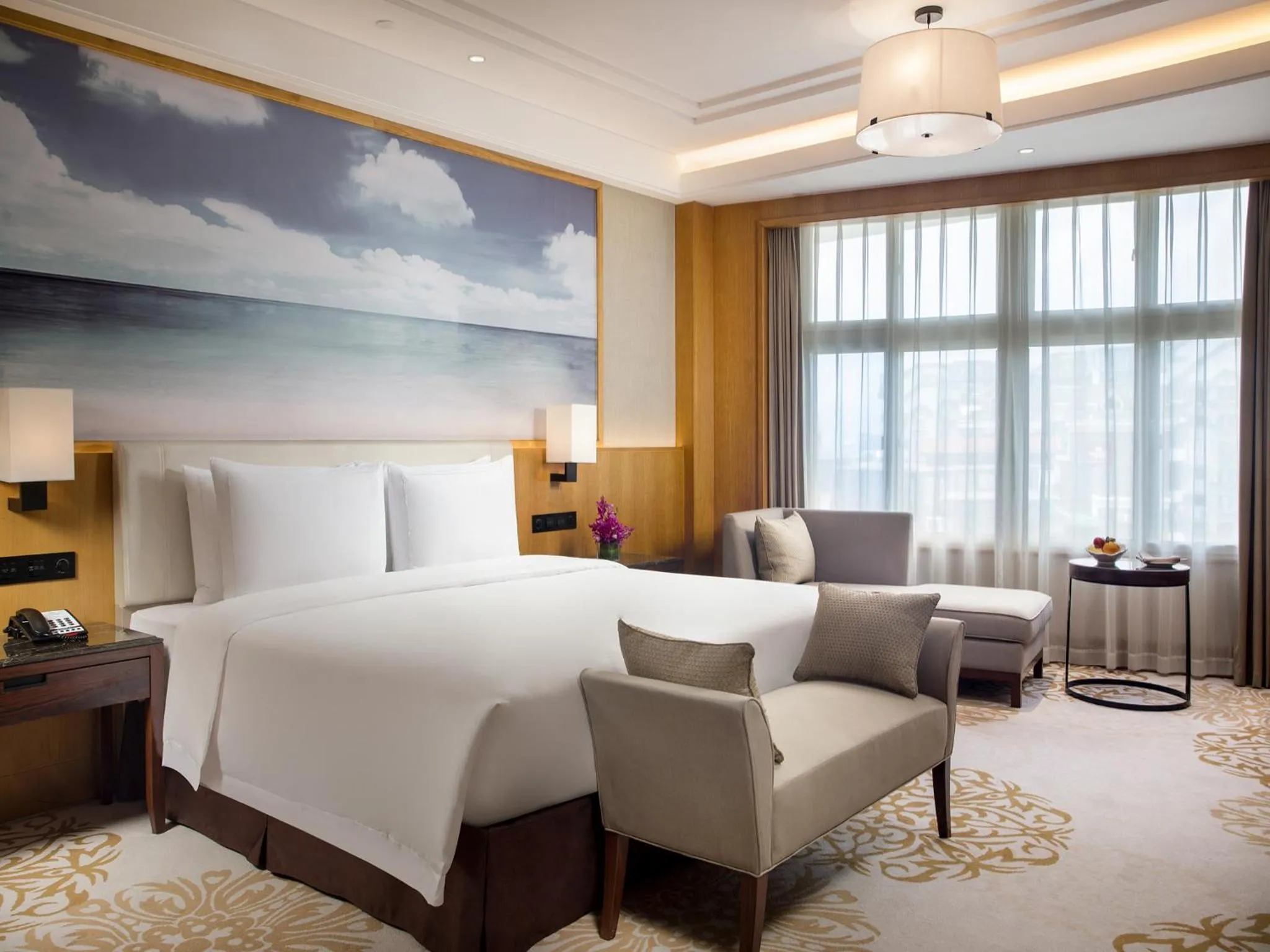 Bed in Xiamen C&D Hotel