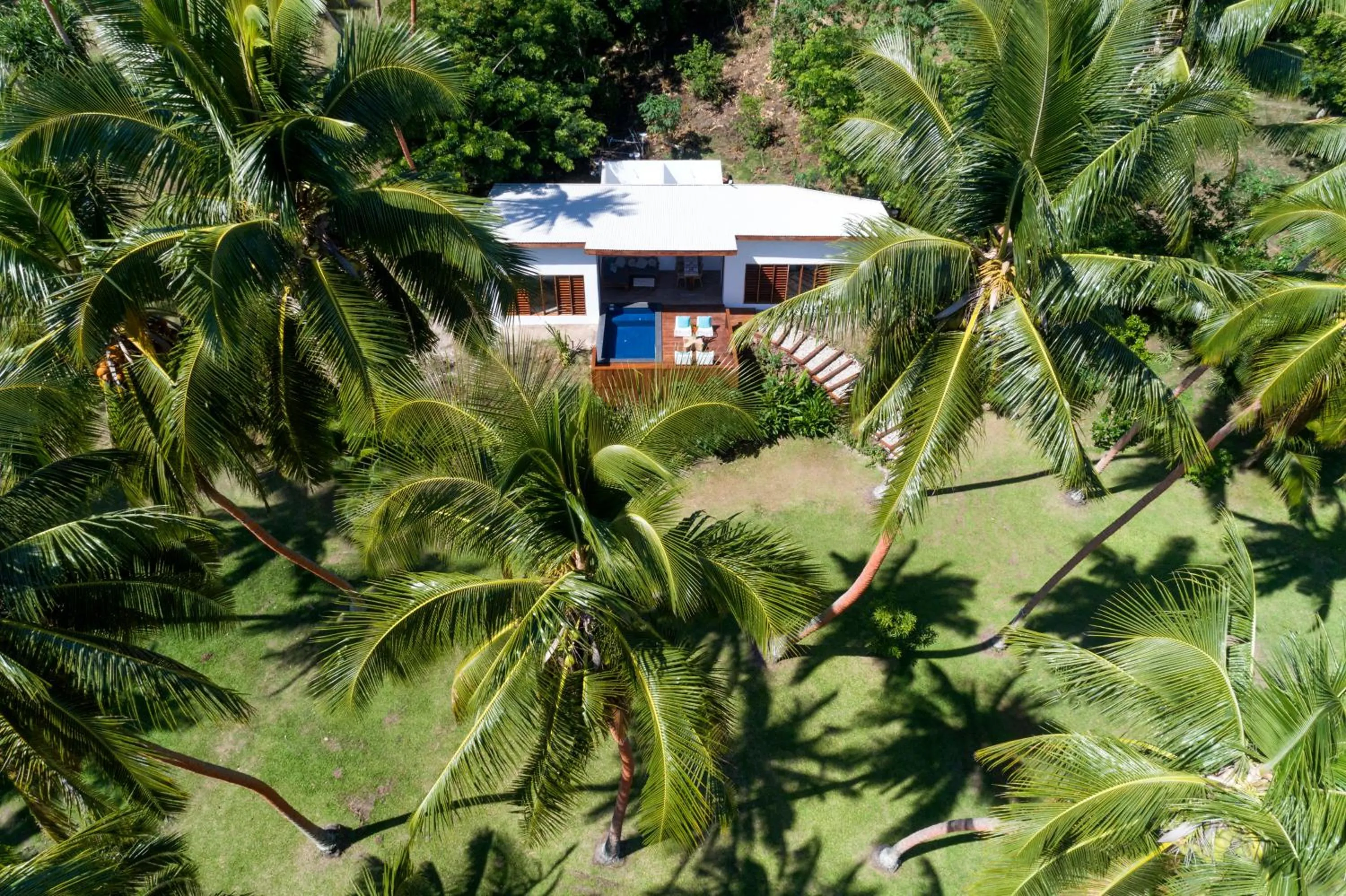 Bird's eye view in The Remote Resort