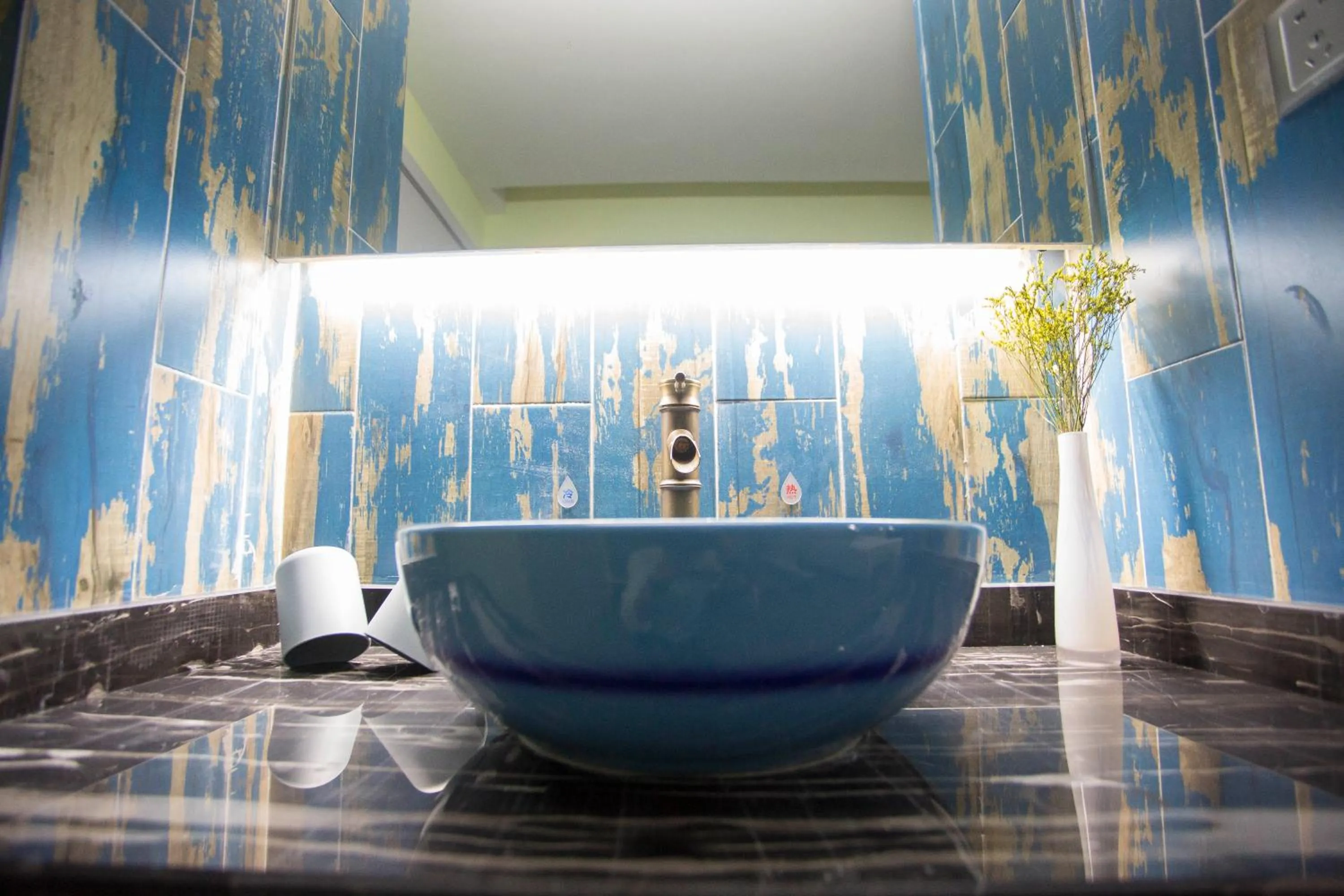 Bathroom in Zhangjiajie Cat Theme Inn