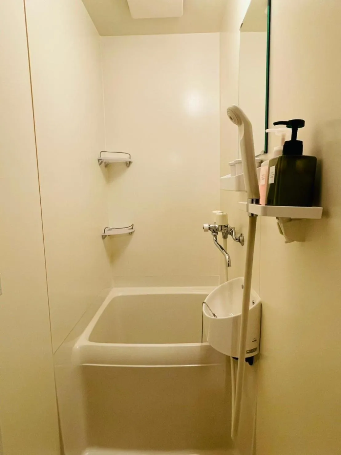 Shower in Nagomi-Ryokan Yuu