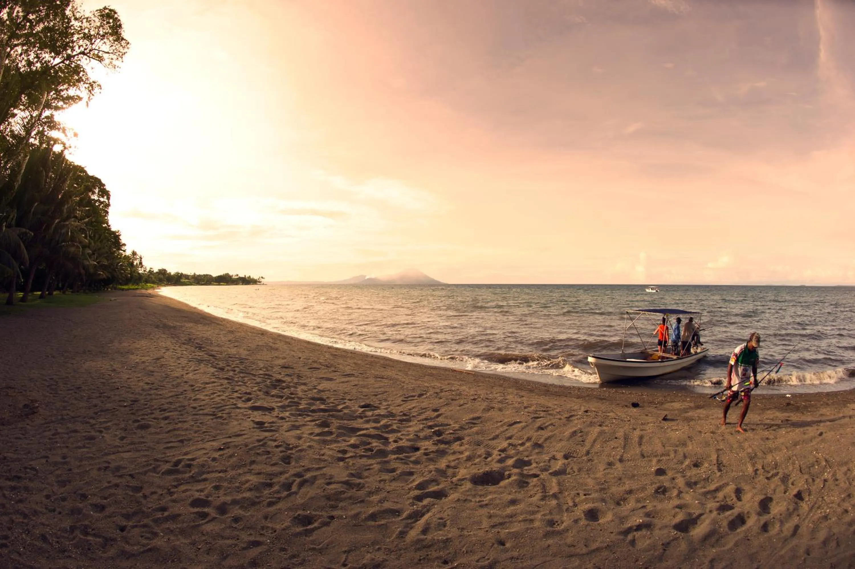 Beach in Kokopo Beach Bungalow Resort