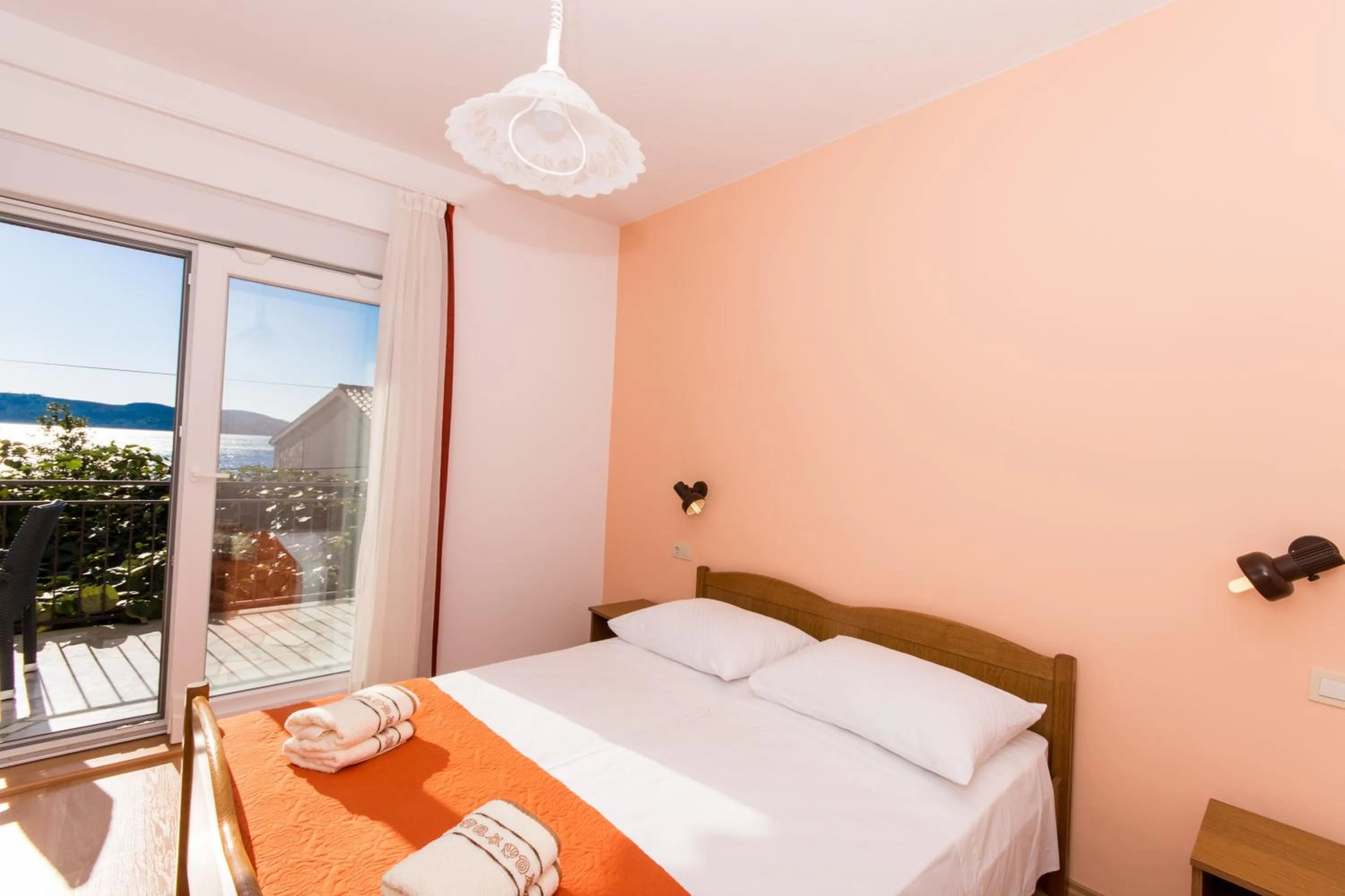 Apartments Mastelić