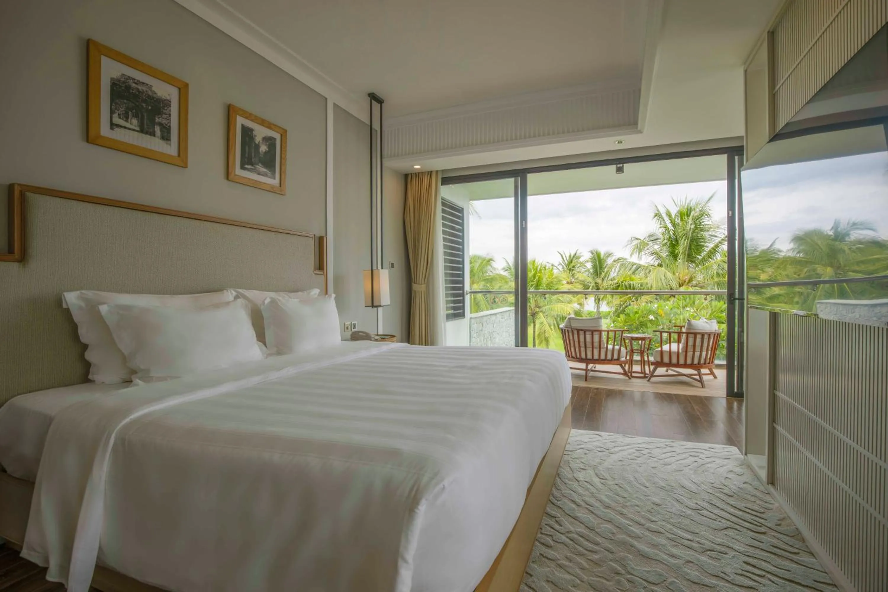 Bedroom, Bed in Vinpearl Resort & Golf Nam Hoi An