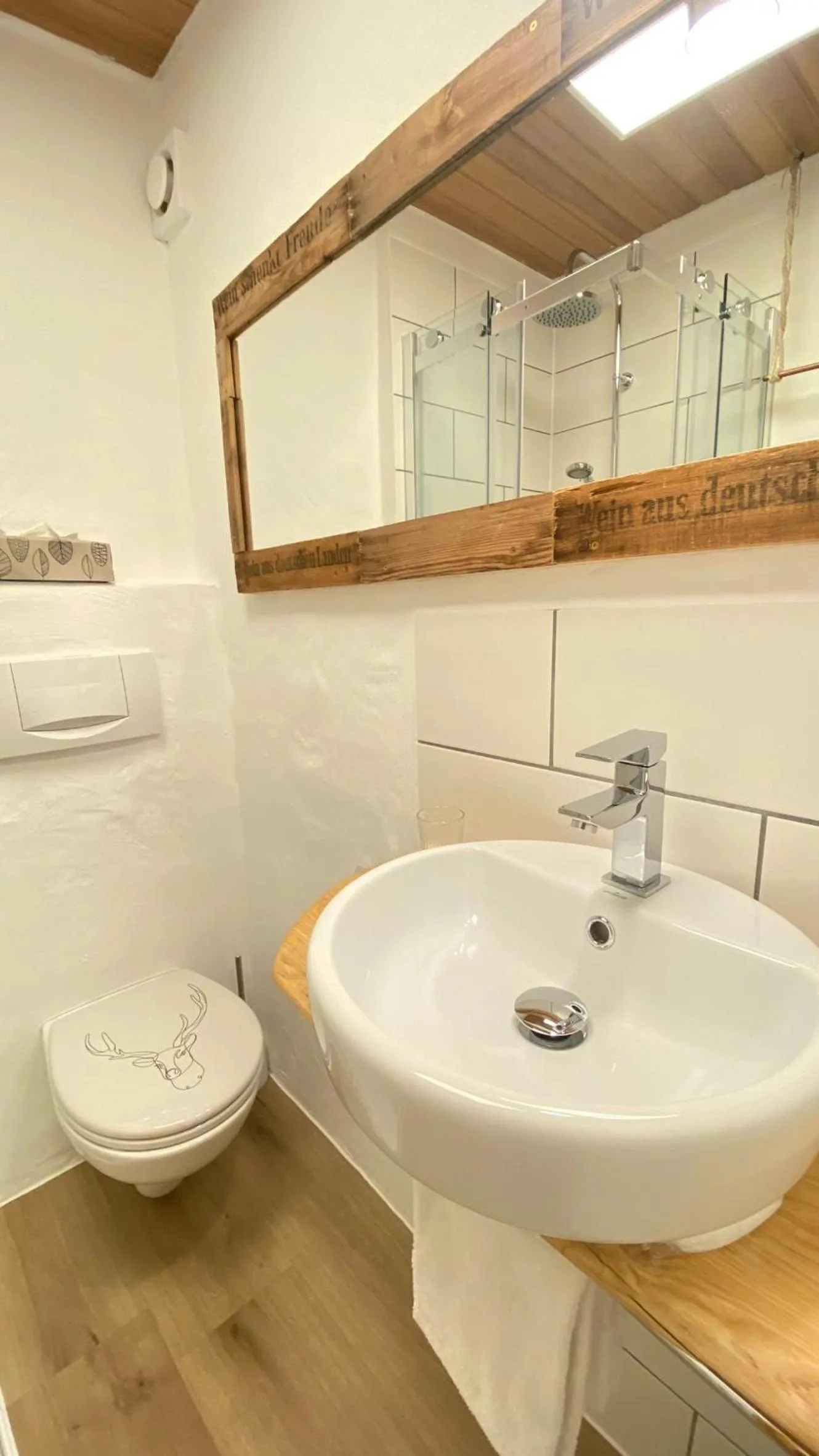 Bathroom in Haus am Heiner Geißler Platz by Landgasthof Zickler