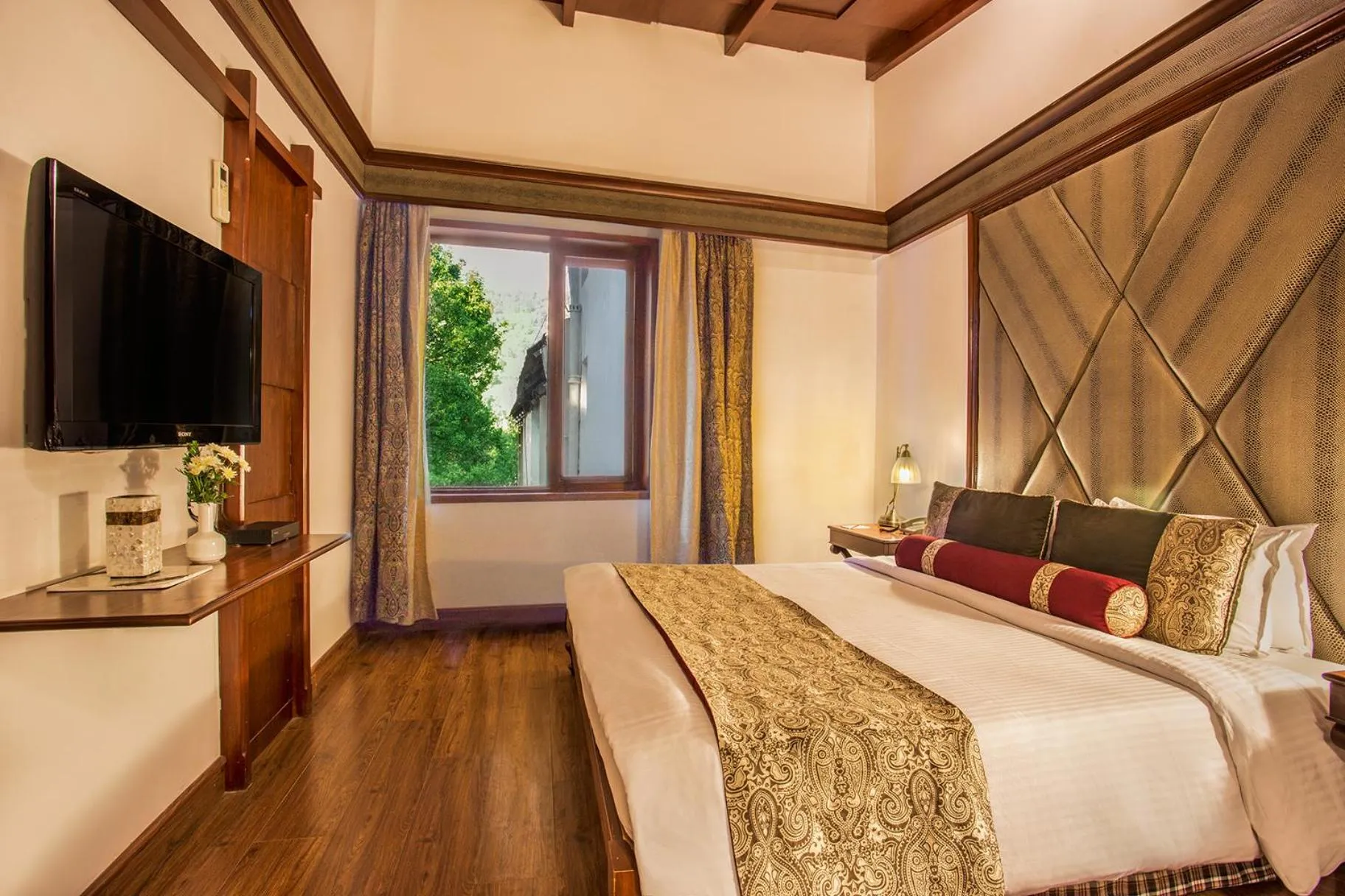 Shower, Bed in The Naini Retreat, Nainital by Leisure Hotels