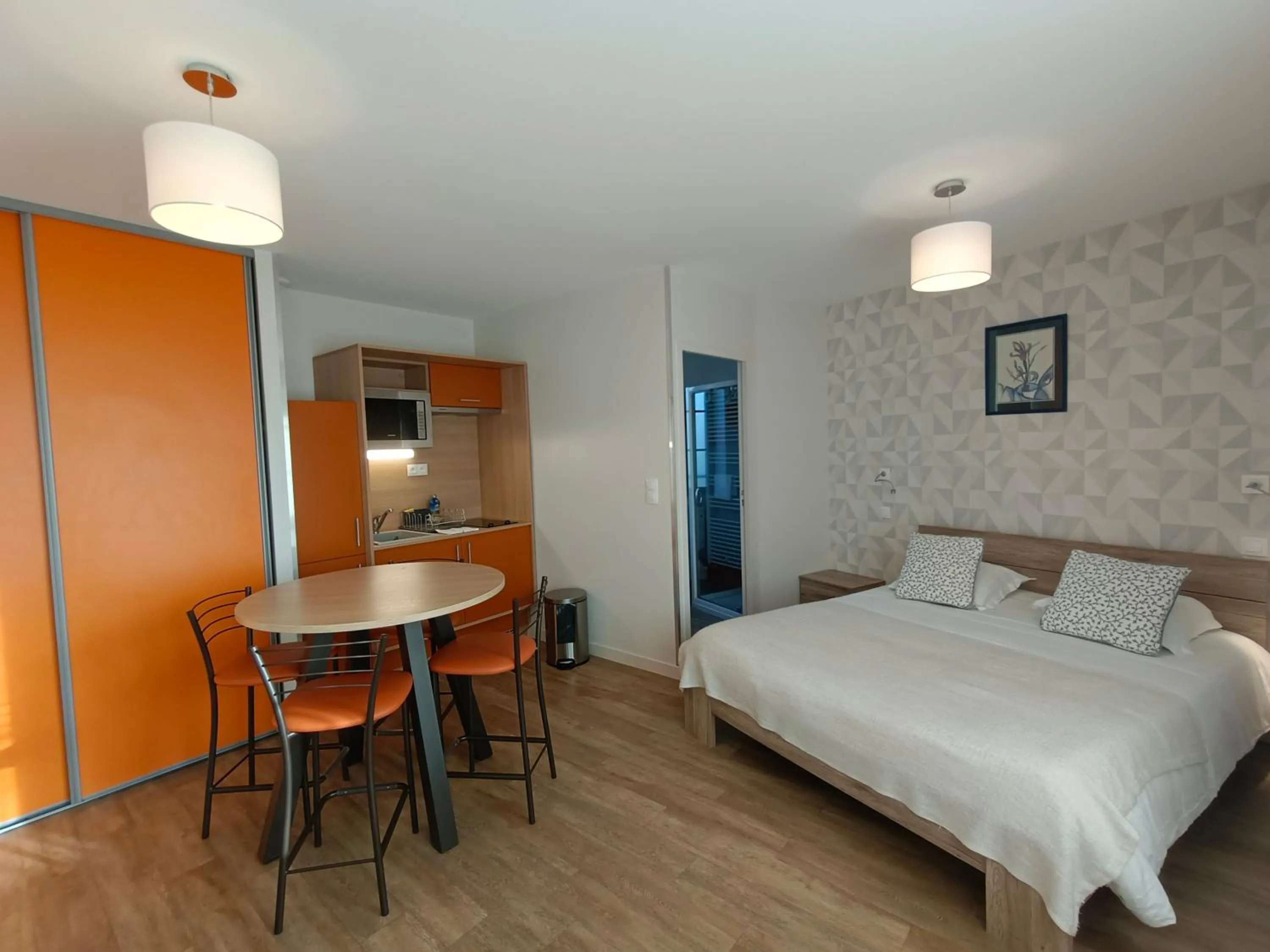 Bed in Appart'Hotel Parc Johan