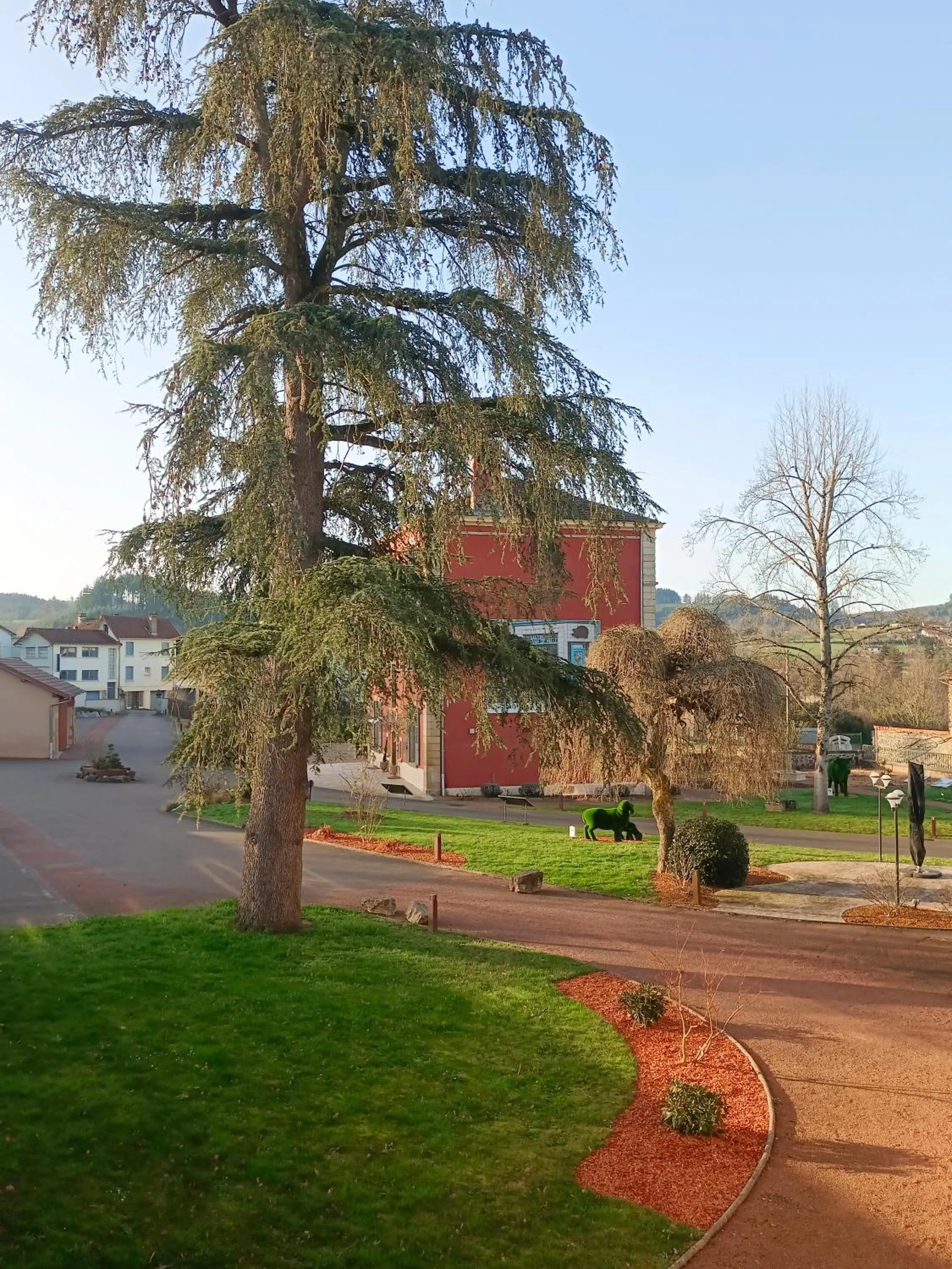 Spring in Appart'Hotel Parc Johan