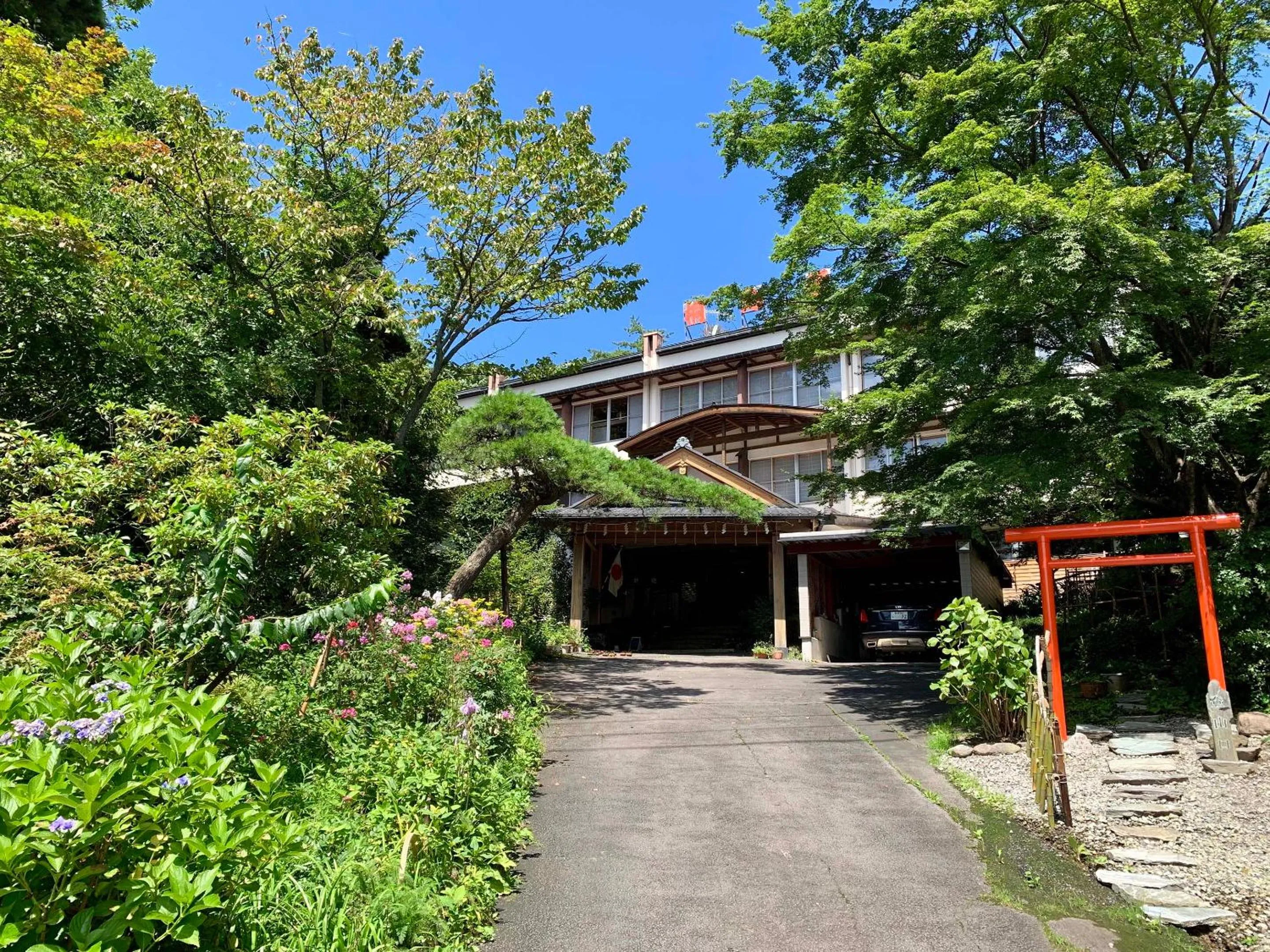 Property building in Kirishimaya Ryokan