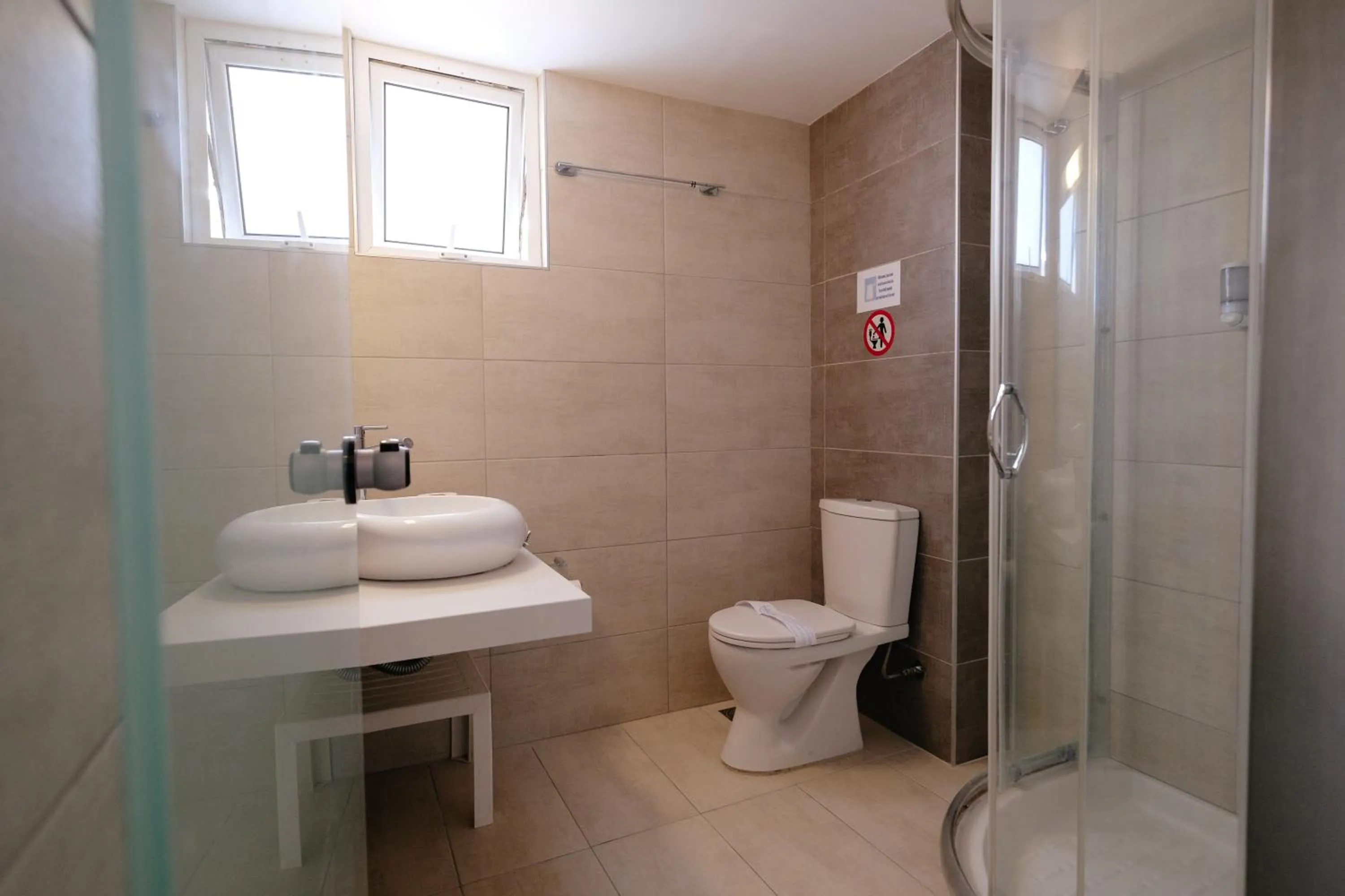 Bathroom in Helena Hotel