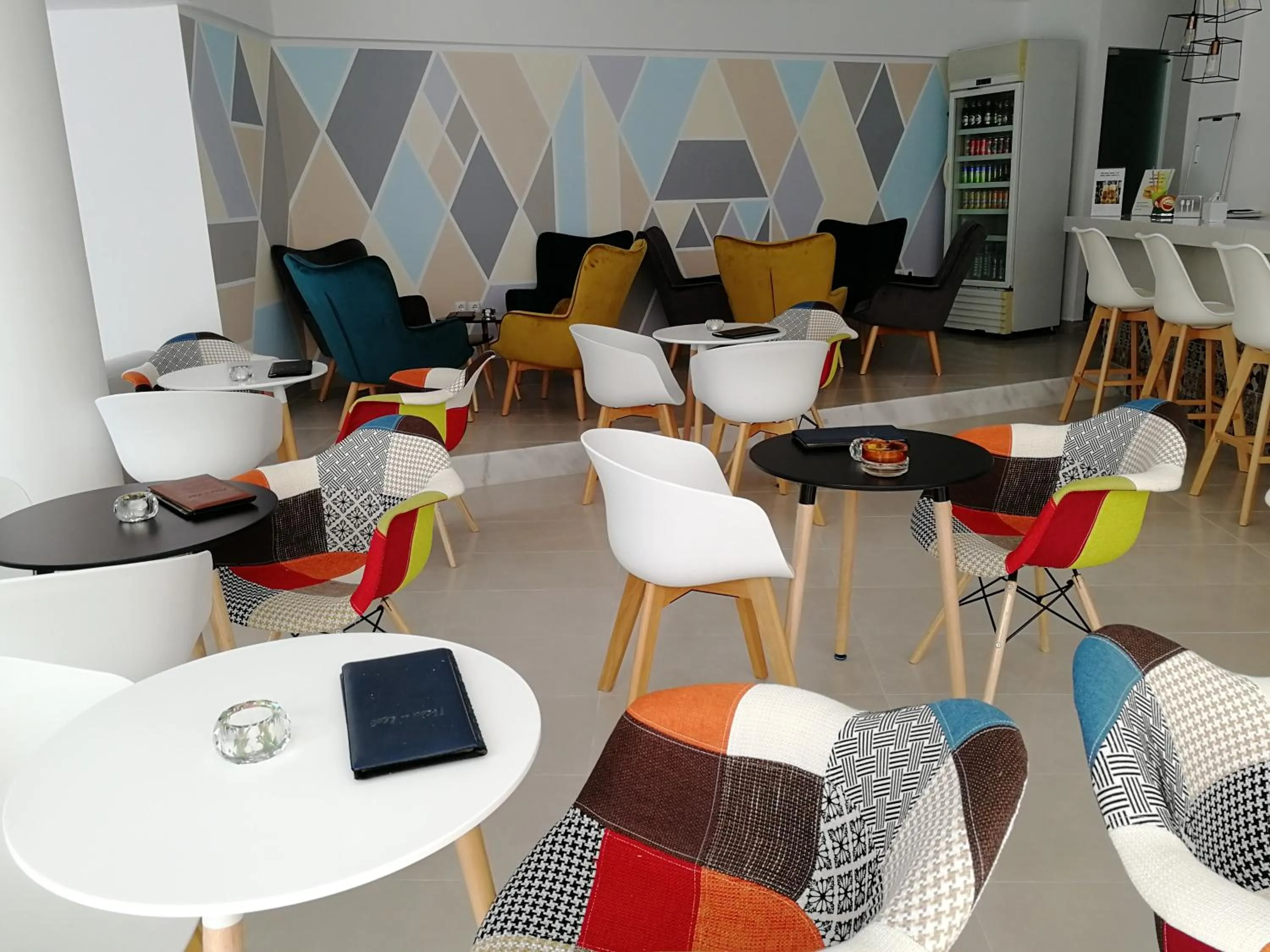 Restaurant/places to eat in Helena Hotel