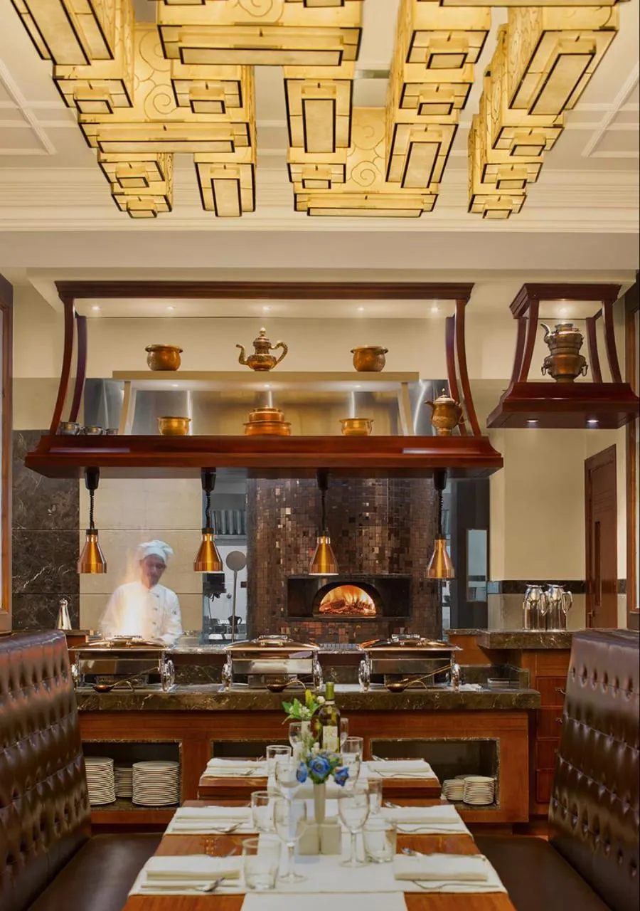 Restaurant/places to eat in The Indus Valley