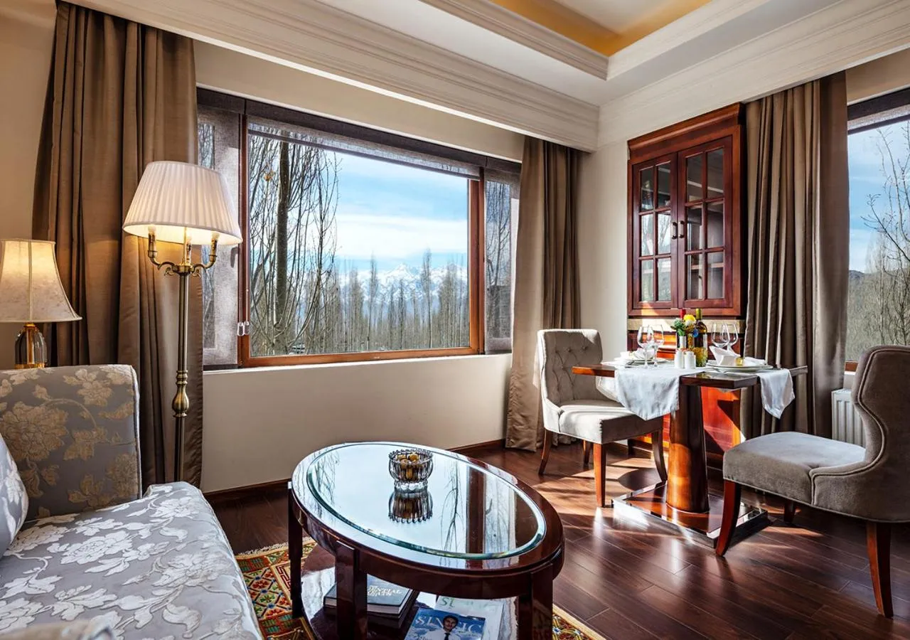 Living room in The Indus Valley