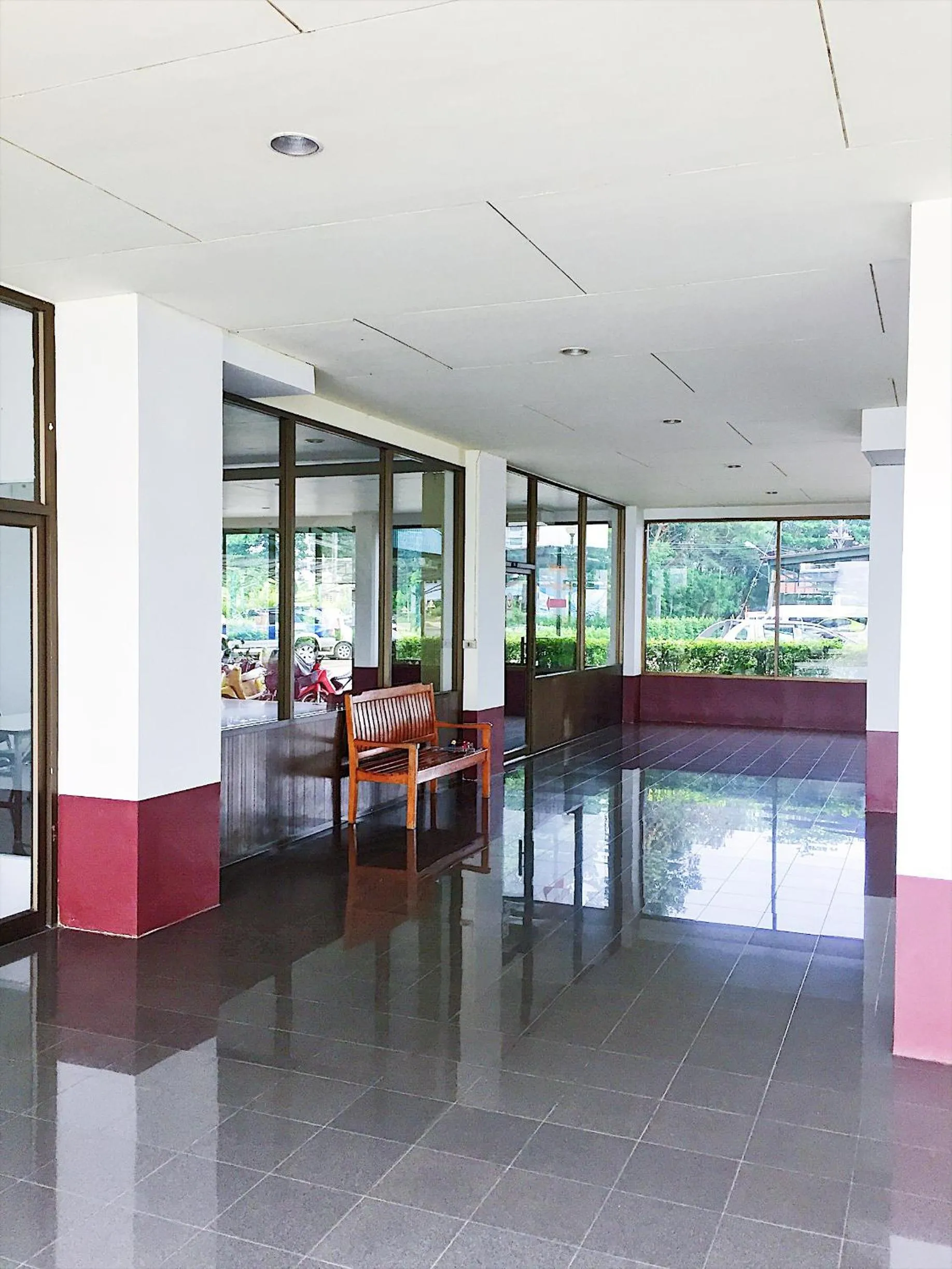 Facade/entrance in Wiangwalee Hotel