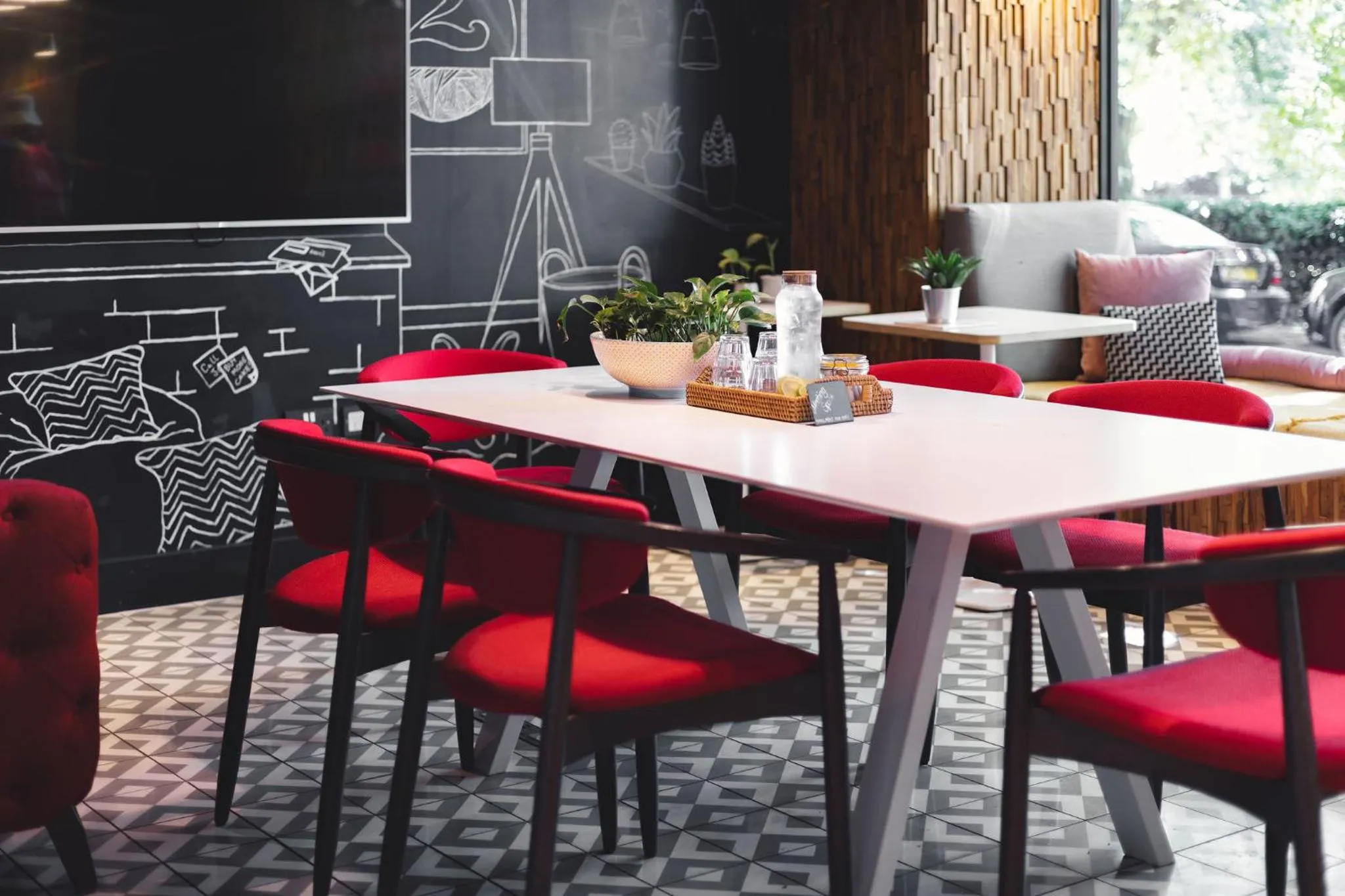 Meeting/conference room in room2 Southampton Hometel