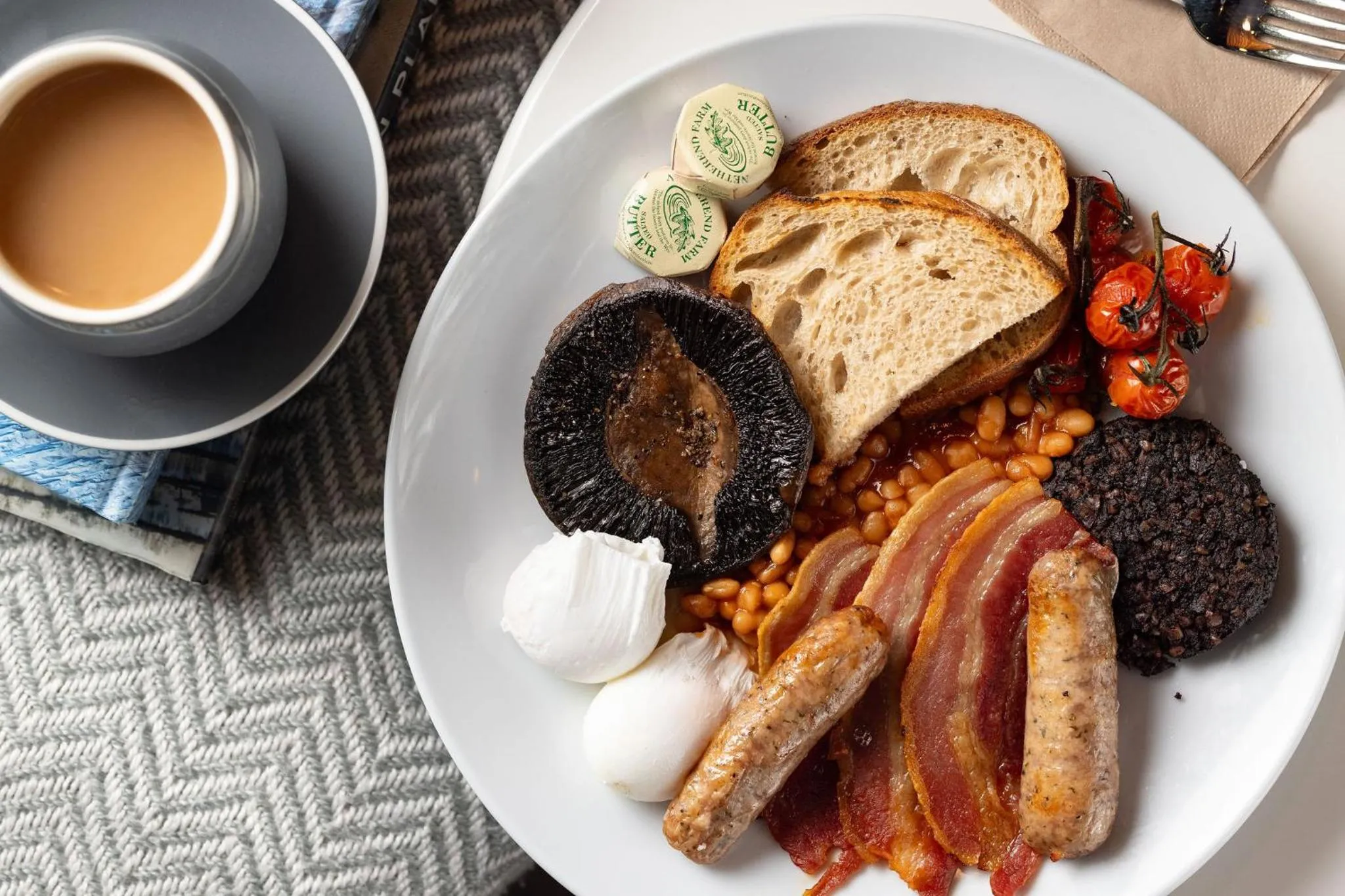 Breakfast in room2 Southampton Hometel