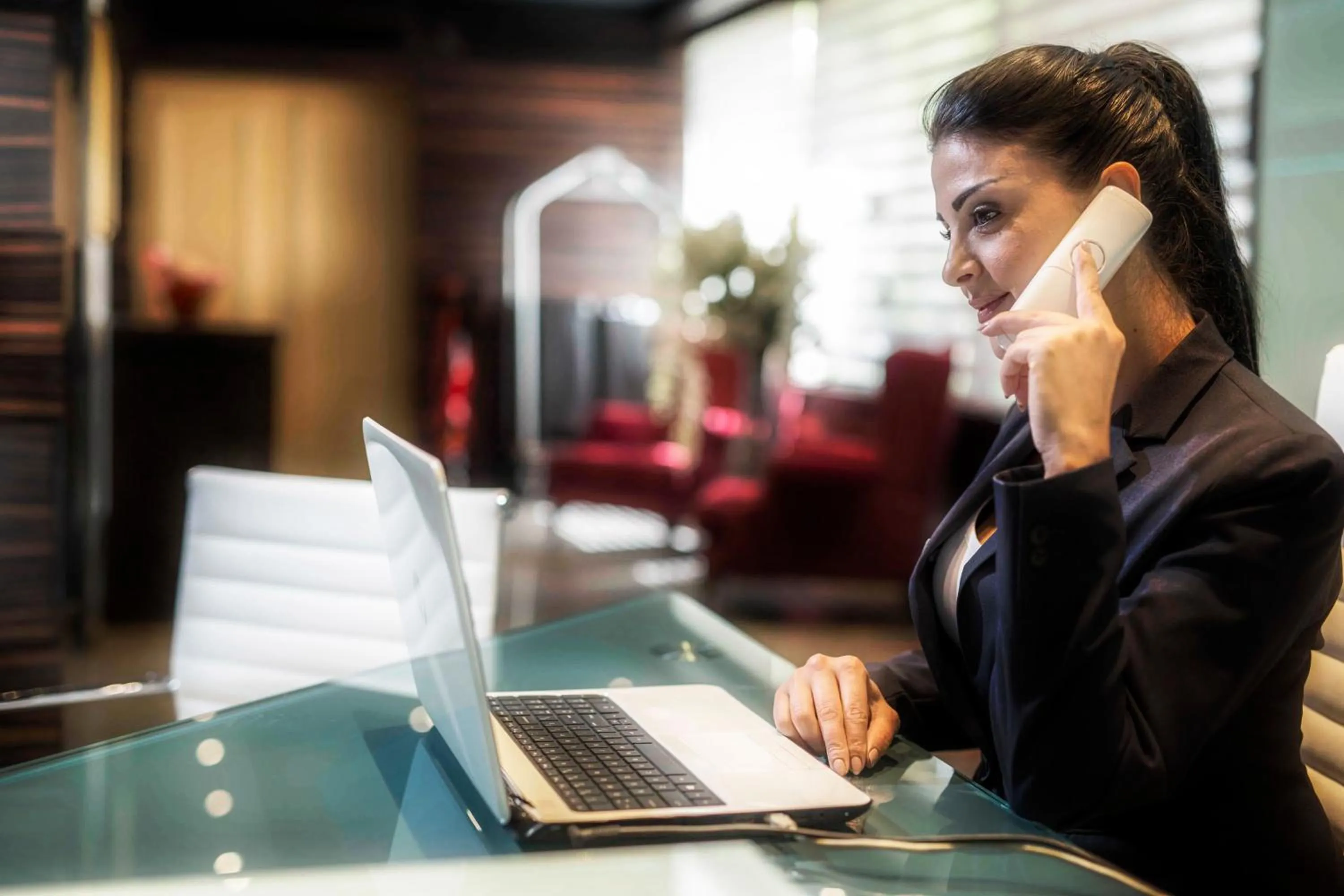 Business facilities in Imperial Suites Hotel