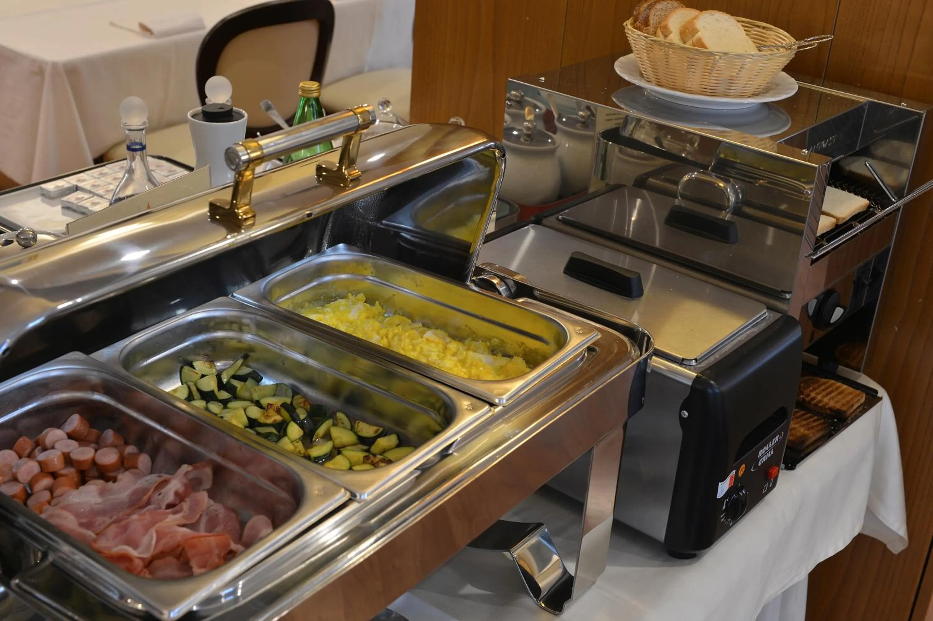 Kitchen or kitchenette in Hotel St. Michael