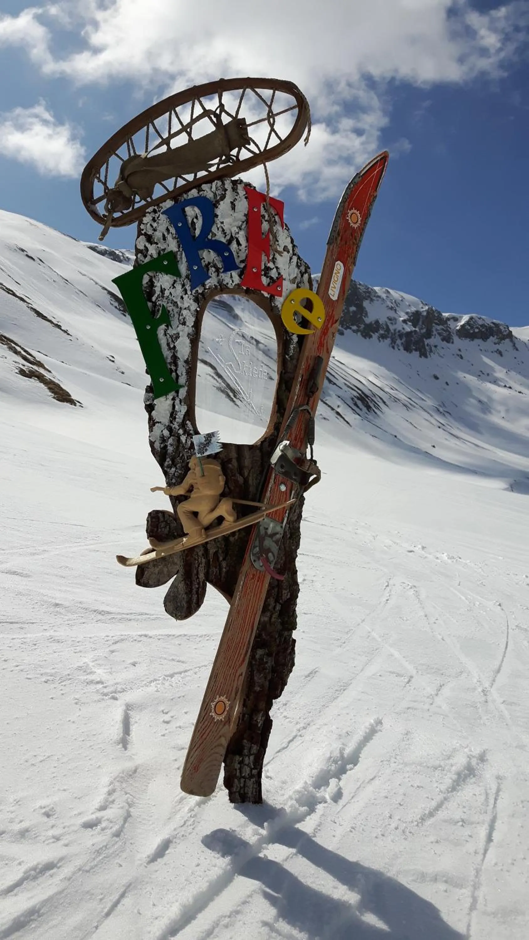 Logo/Certificate/Sign in Hotel St. Michael
