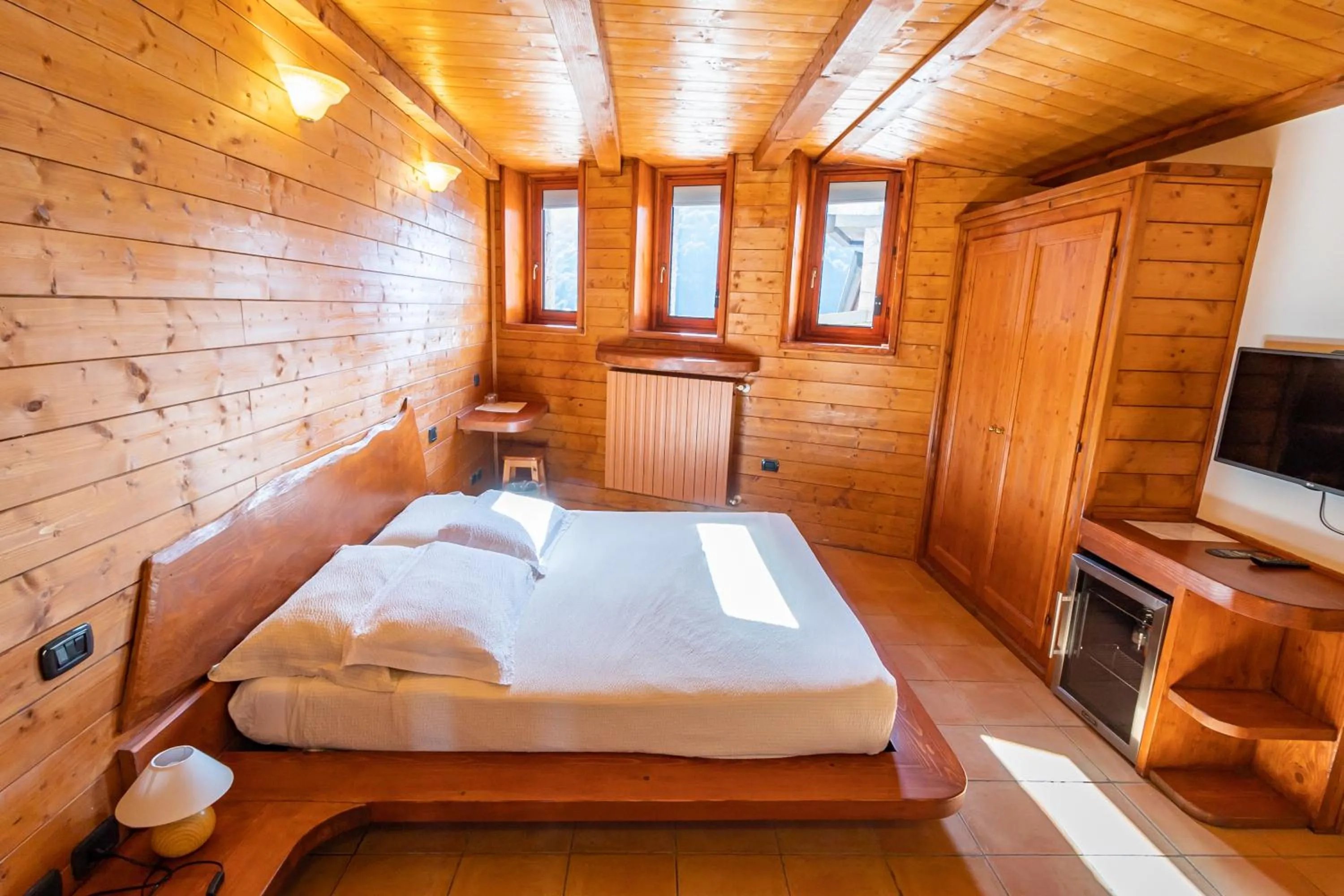 Bedroom, Bed in Resort Ninfea San Pellegrino Terme