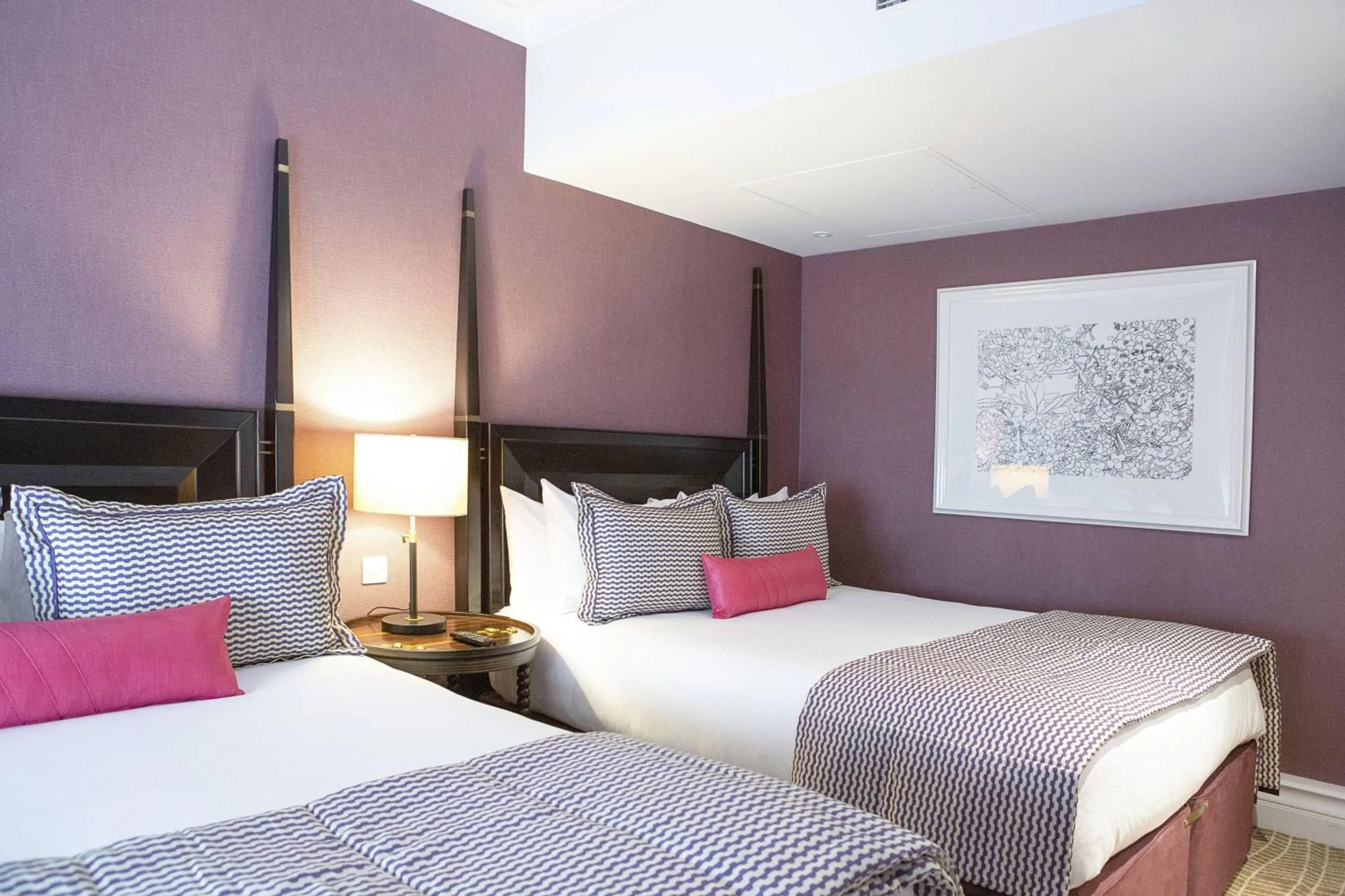 Bedroom, Bed in St. Ermin's Hotel, Autograph Collection