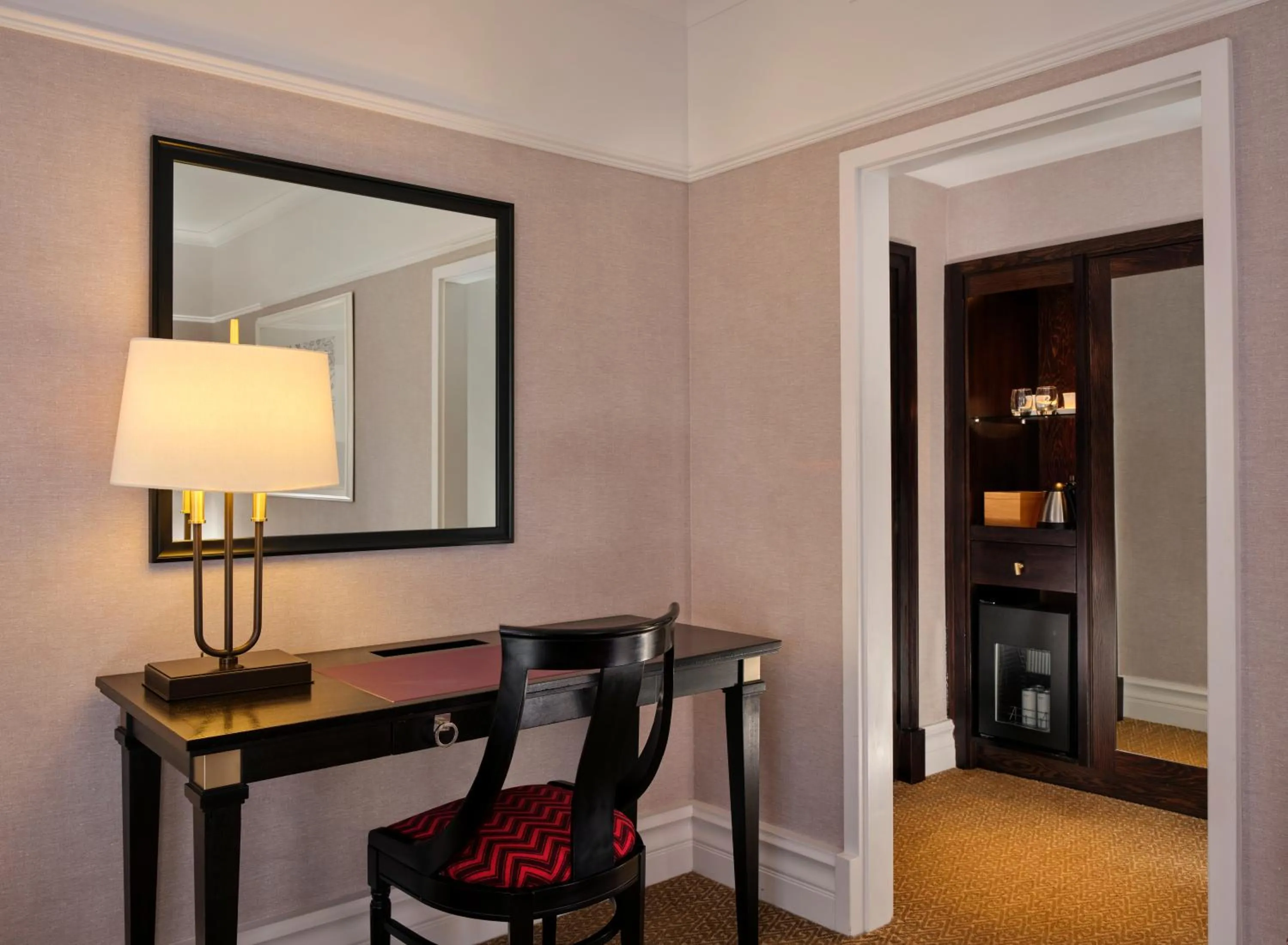 Bedroom in St. Ermin's Hotel, Autograph Collection