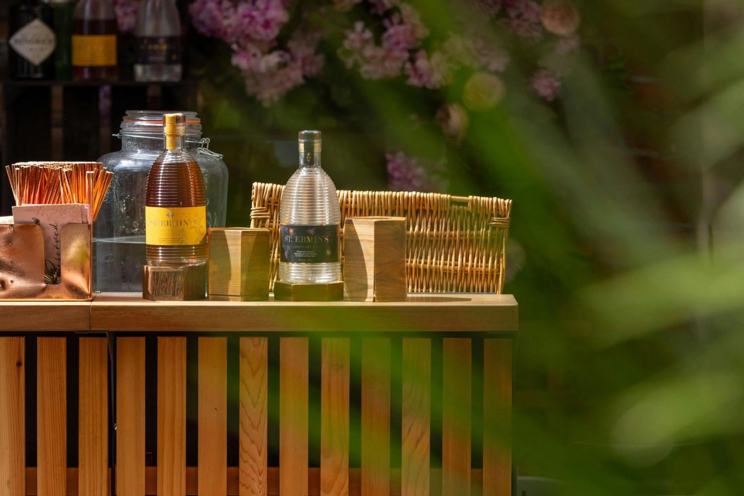 Restaurant/places to eat in St. Ermin's Hotel, Autograph Collection