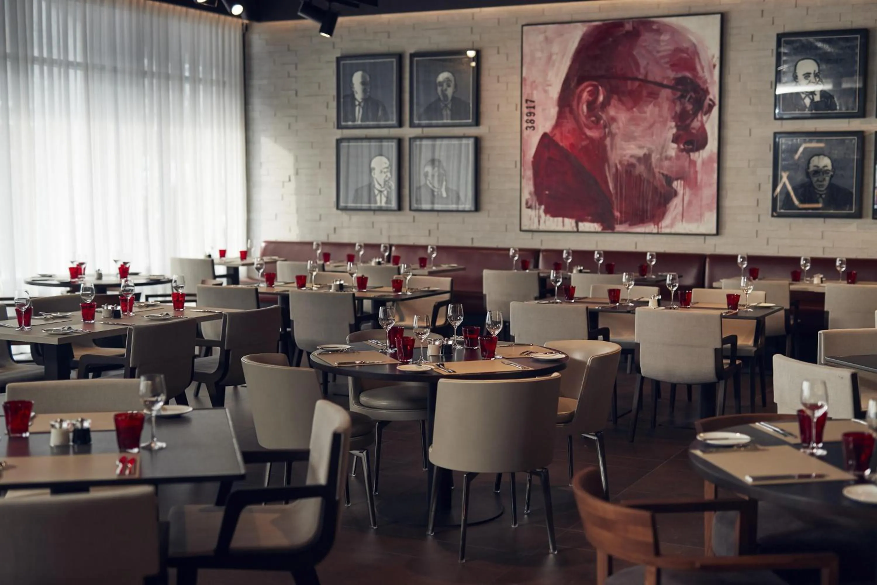 Restaurant/places to eat in Hilton Belgrade