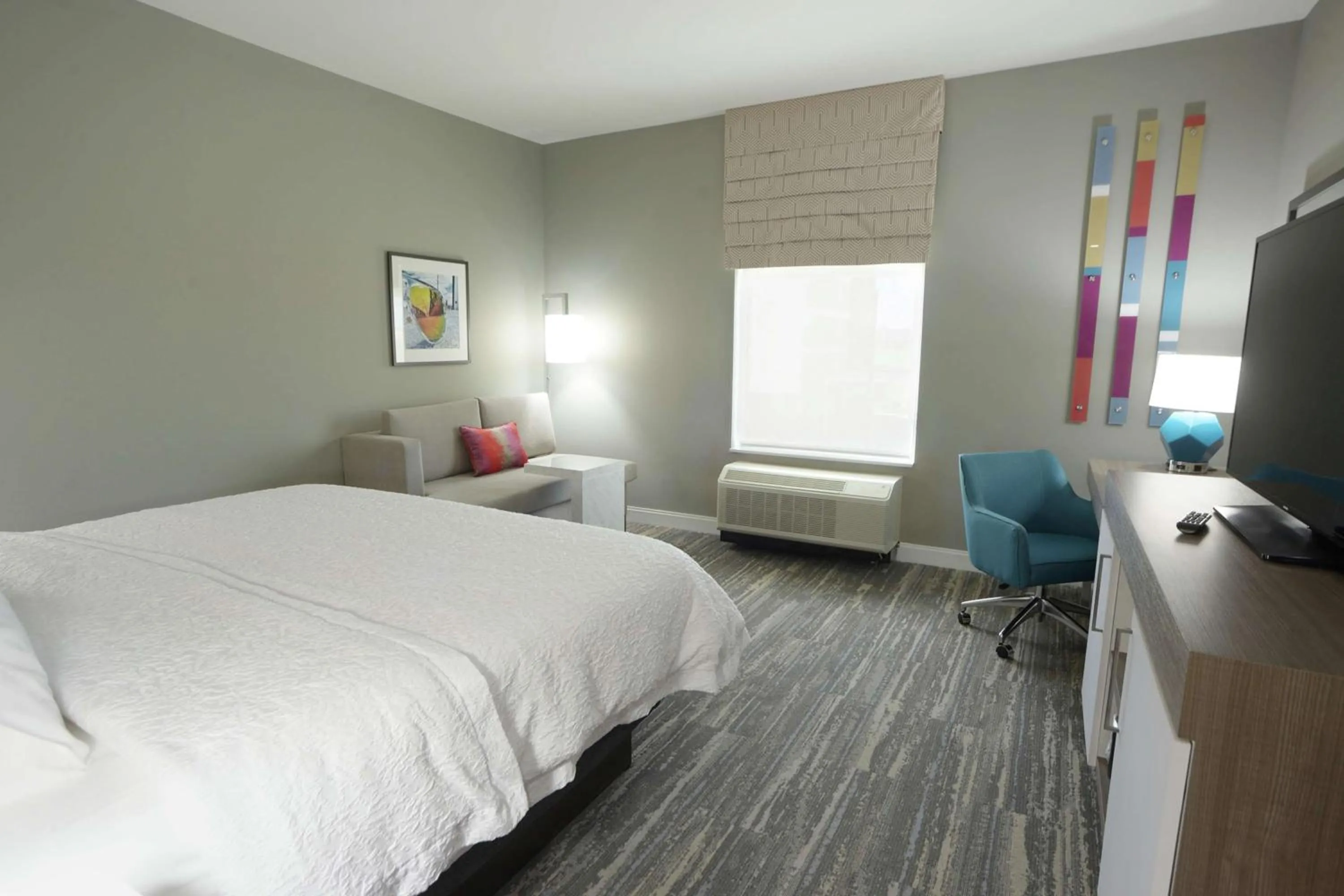 Bedroom, Bed in Hampton Inn & Suites Oklahoma City/Quail Springs