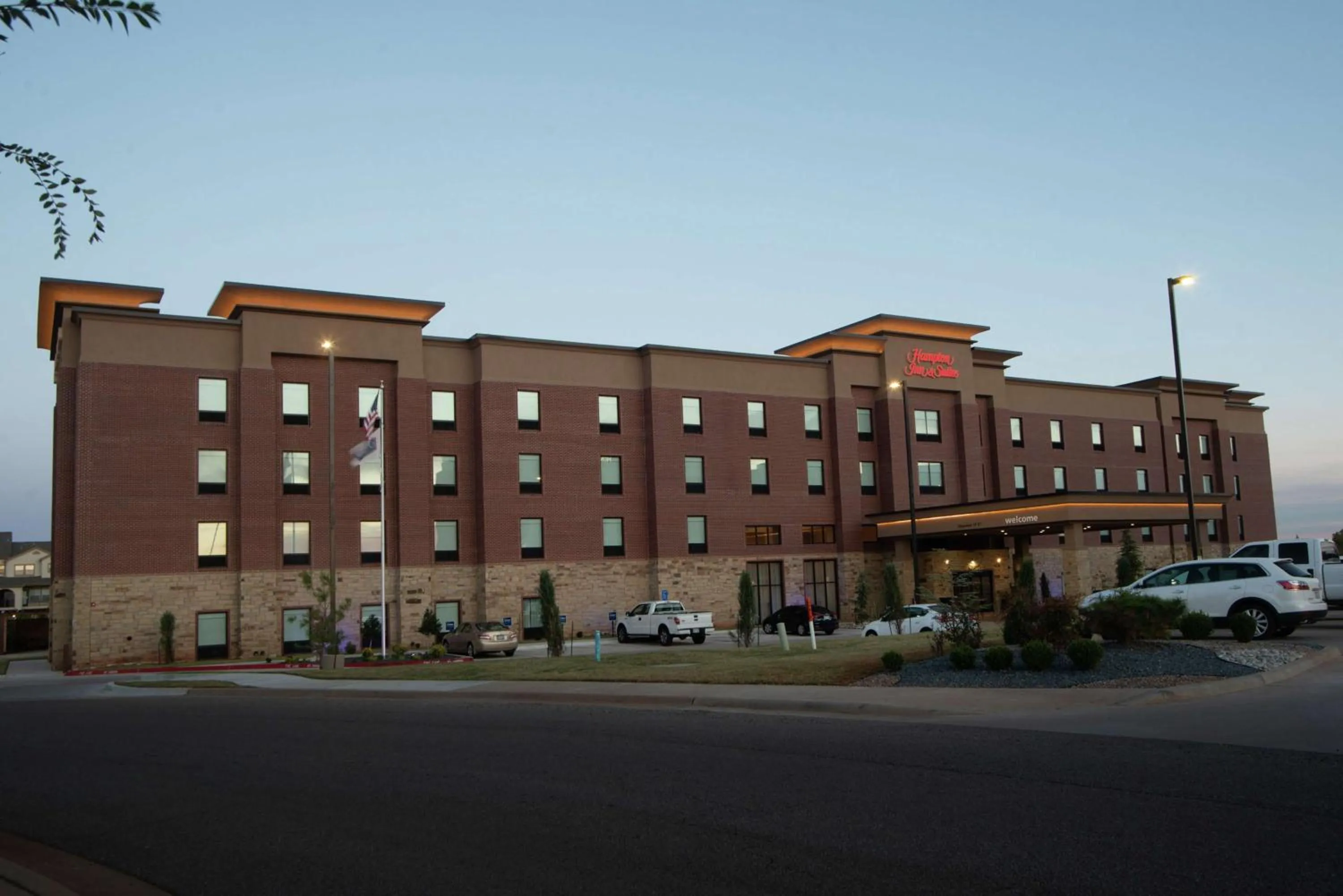 Property building in Hampton Inn & Suites Oklahoma City/Quail Springs