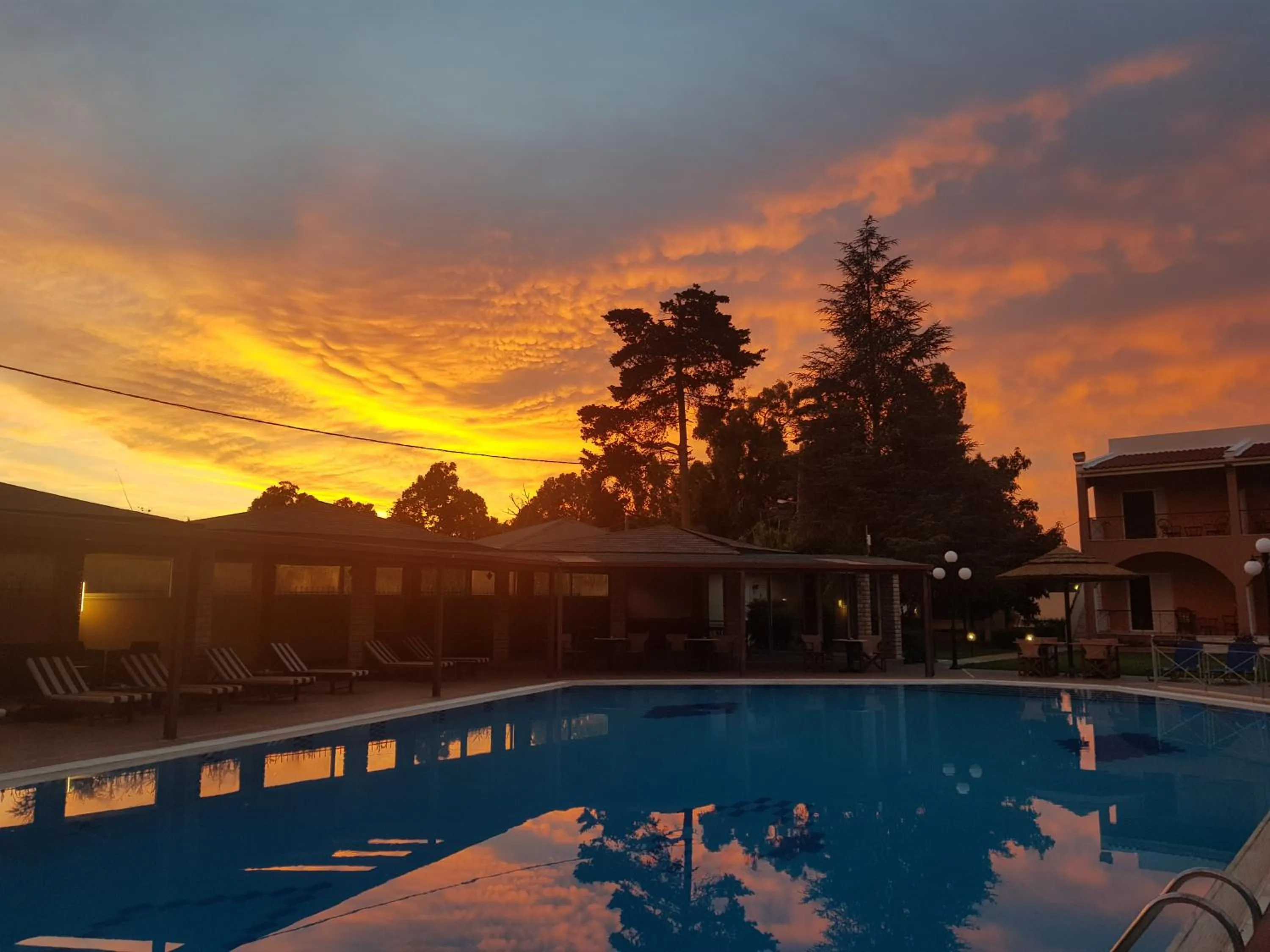 Hotel Kalamitsi Apartments