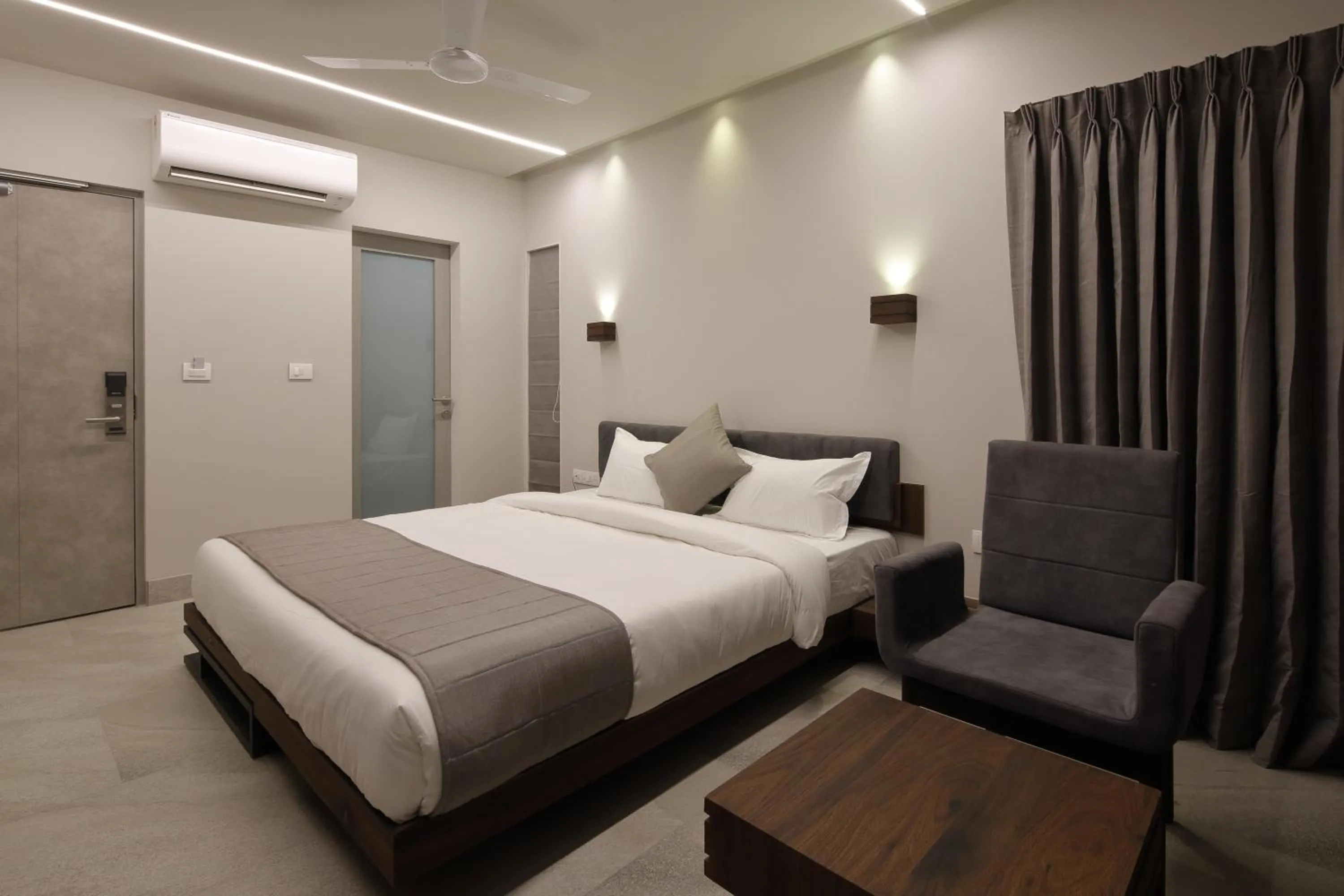 Bed in Hotel Carrefour