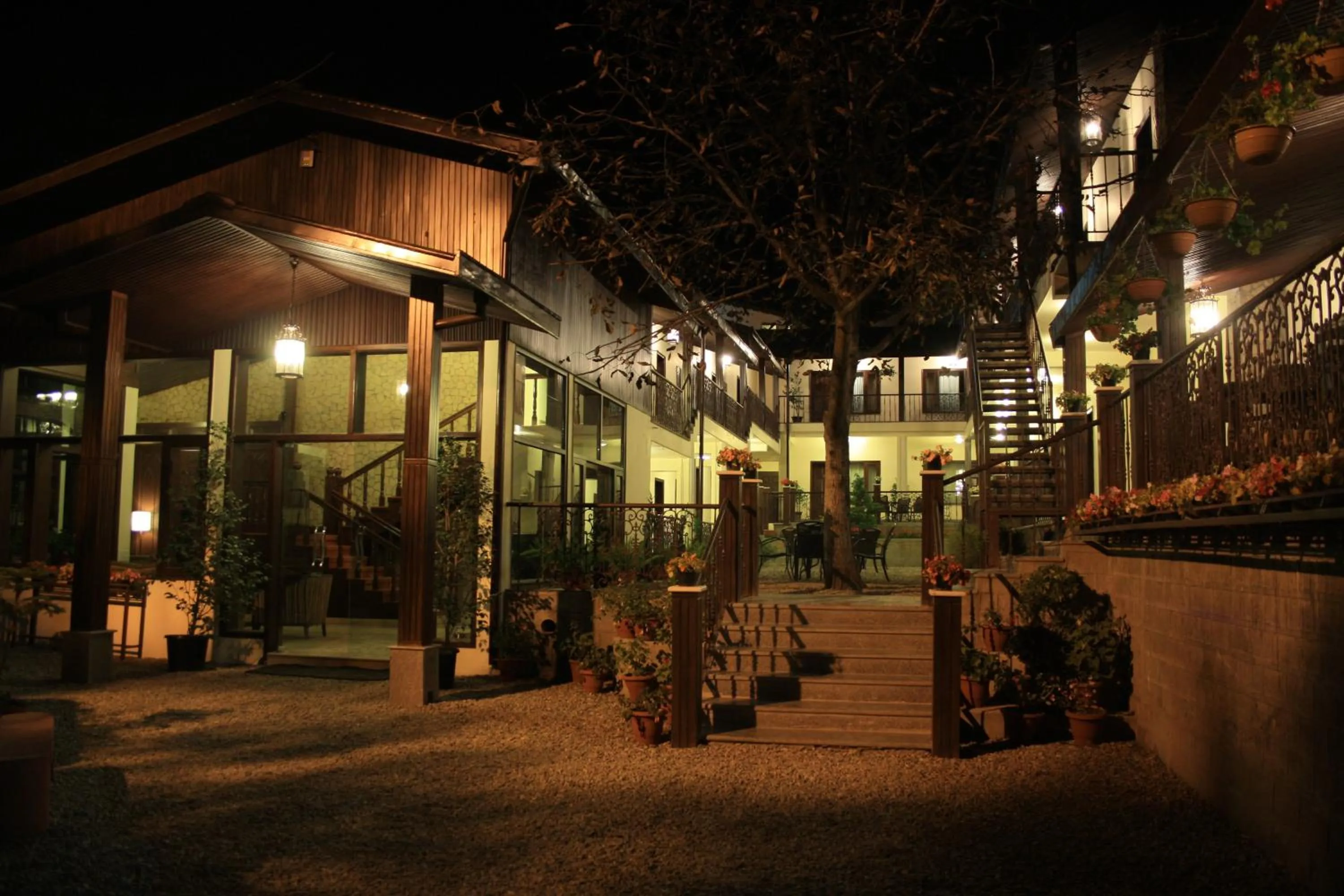 Facade/entrance in The Earls Court by Leisure Hotels