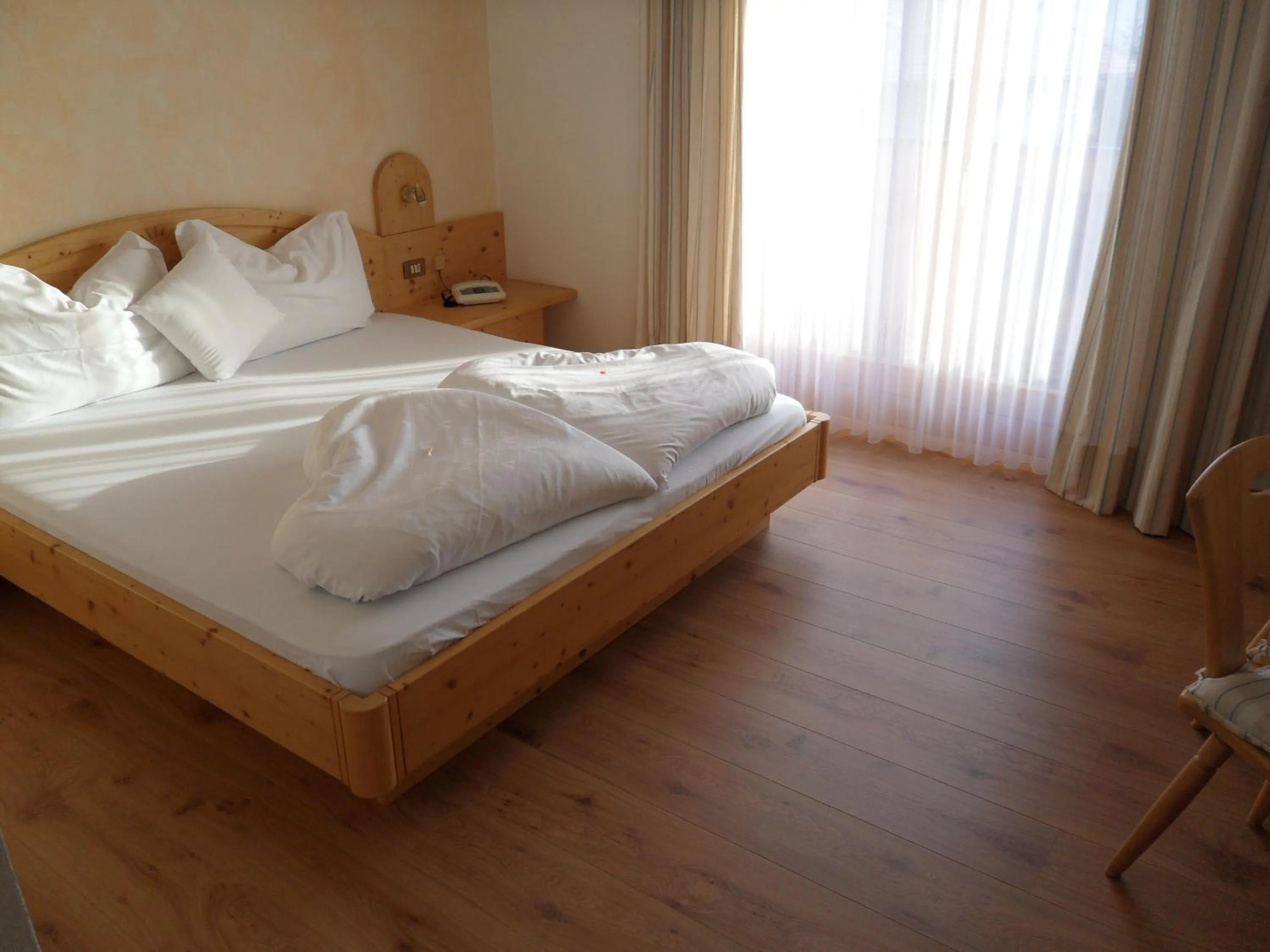 Bed in Hotel FleurAlp